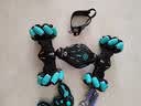 qdrone For the Good Moments手势感应变形遥控车遥控汽车儿童玩具男孩生日礼物3-6-12岁扭变 30cm蓝【双电+三控+灯光】 高速四驱特技车赛越野车rc6-14大型玩具车20 实拍图