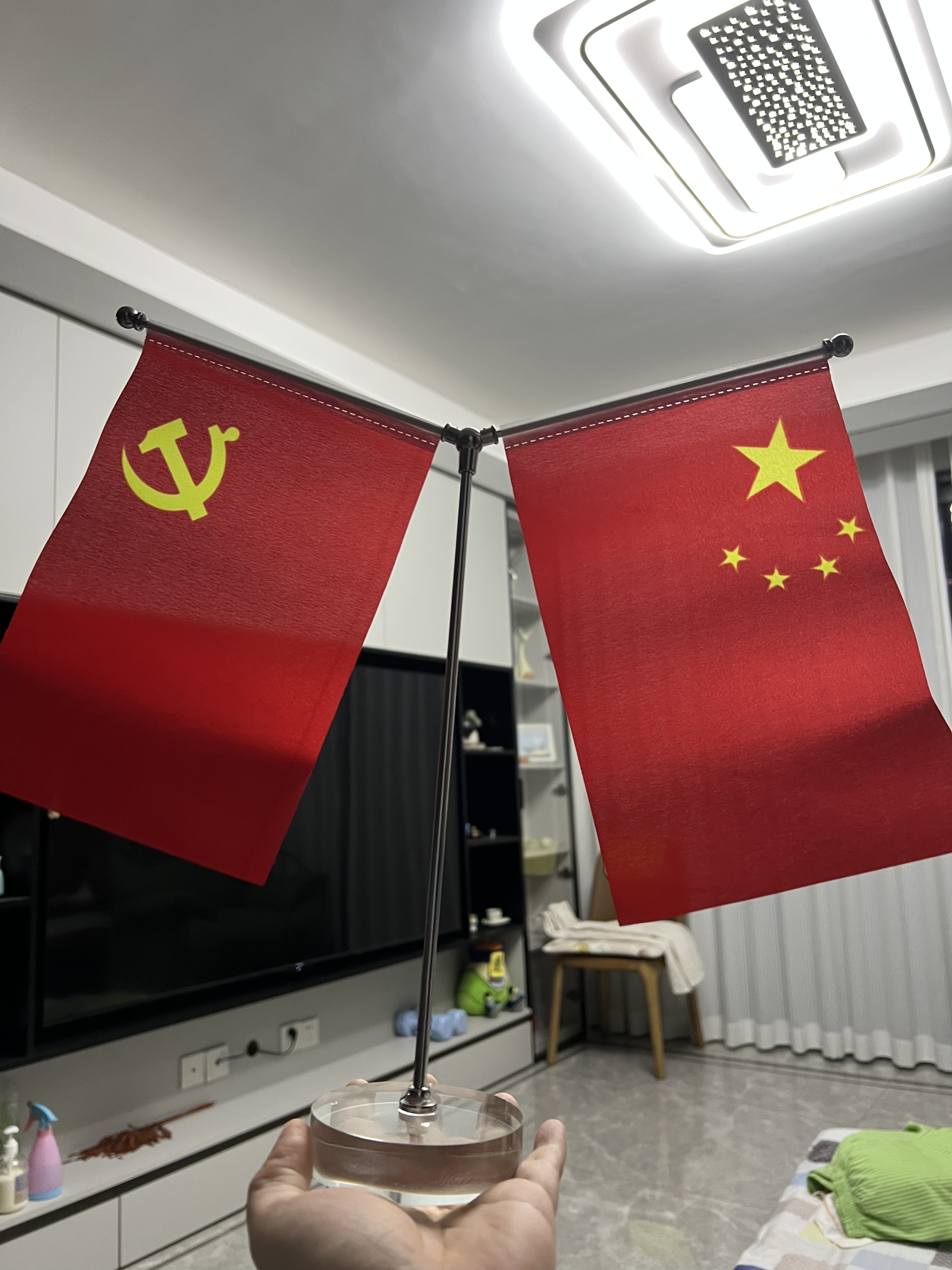 格立特（gelite）中国国庆节办公桌面党旗国旗摆件办公室小红旗带底座小国旗会议桌旗子五星红旗帜会议室桌摆台装饰 实拍图