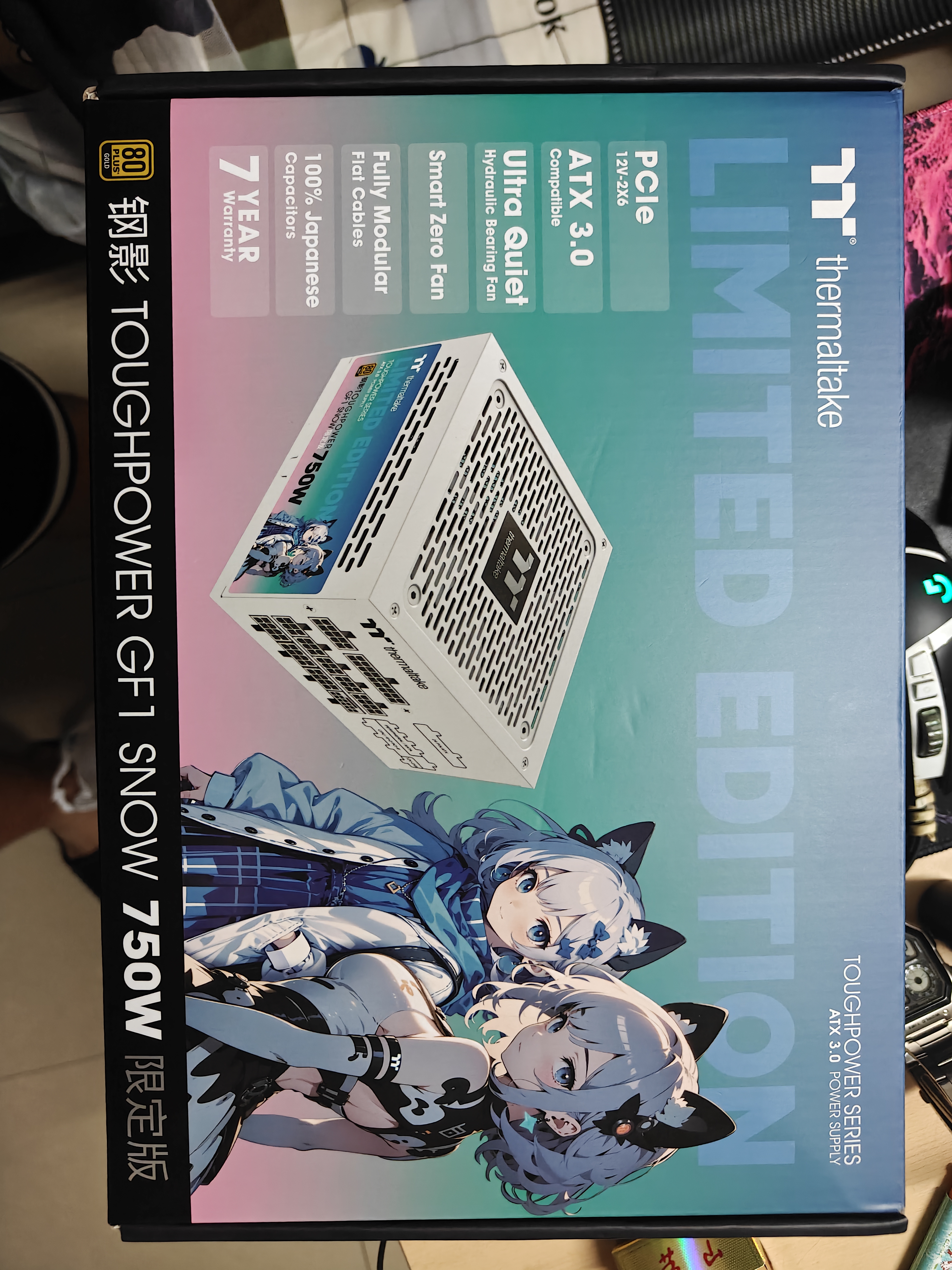 Thermaltake（Tt）额定750W 钢影Toughpower GF1限定版电源 白色(原生PCIe5.1/ATX3.0/金牌认证/全模组) 实拍图