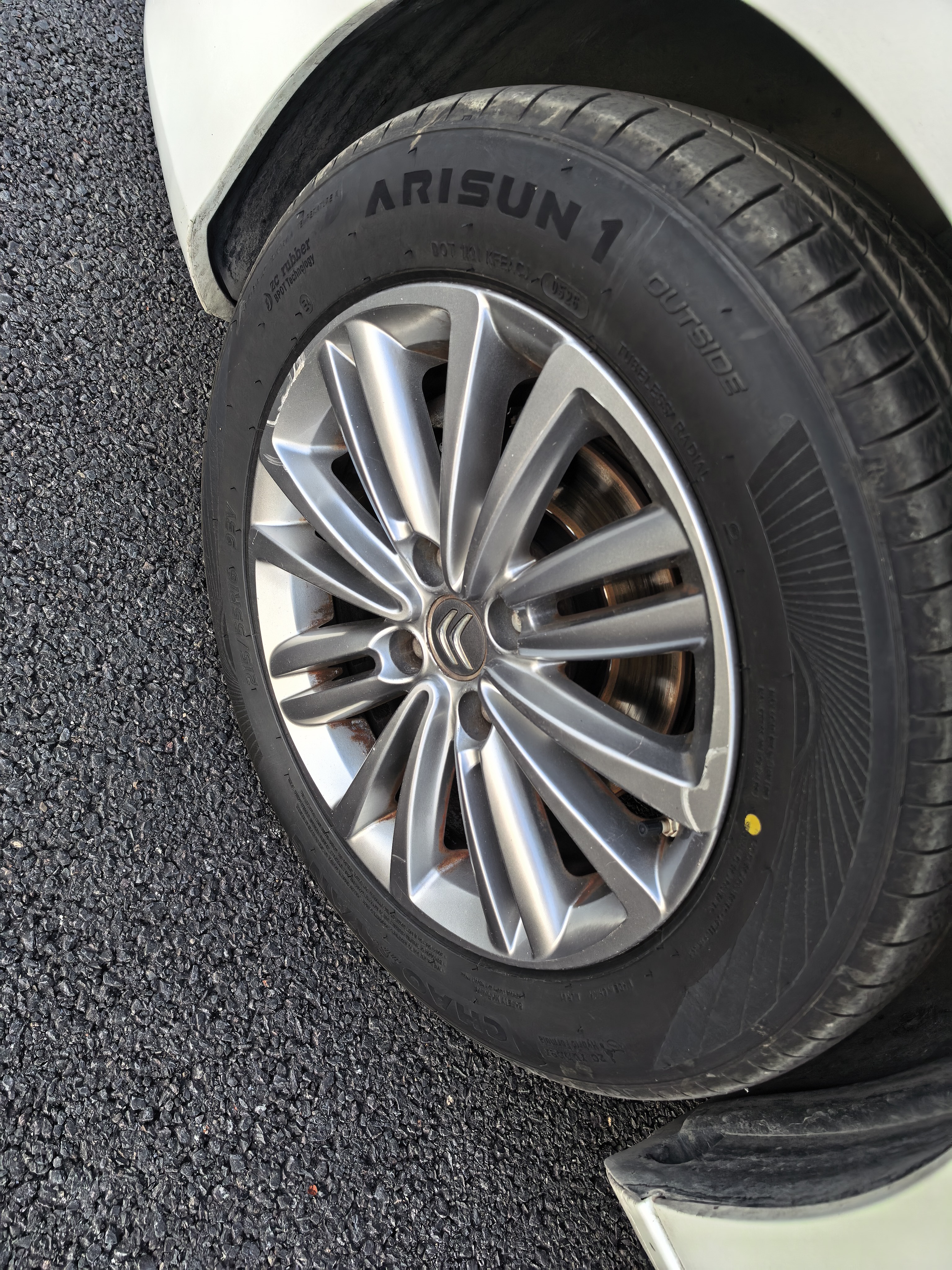 朝阳1号 汽车轮胎 215/55R16 93V 适配思域/迈腾/沃尔沃S60L 实拍图