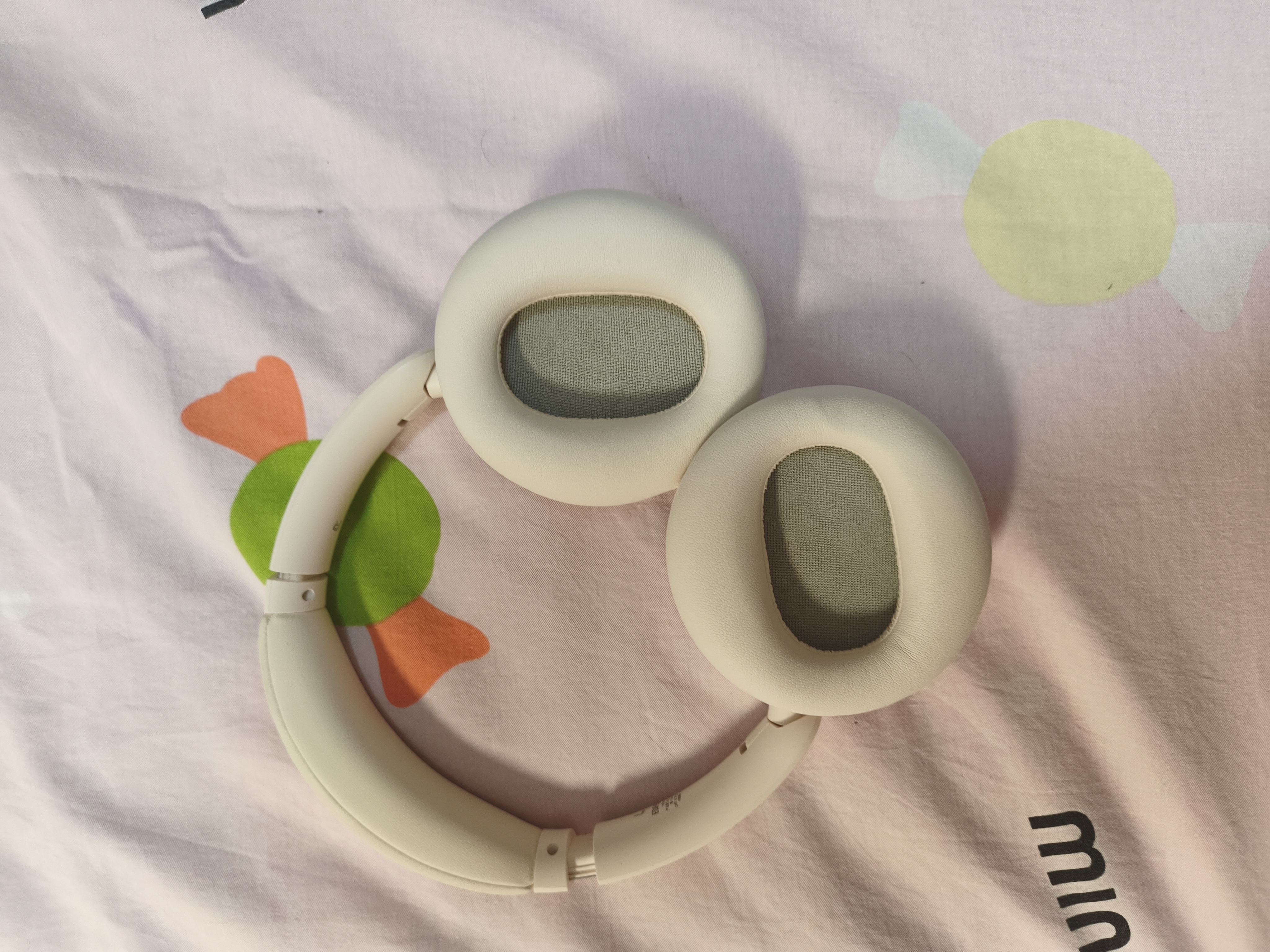 漫步者（EDIFIER）Fit900NB头戴式耳机蓝牙无线主动降噪6.0超长续航手机电脑游戏音乐耳麦通话送男女友学生礼物 云岩白 实拍图