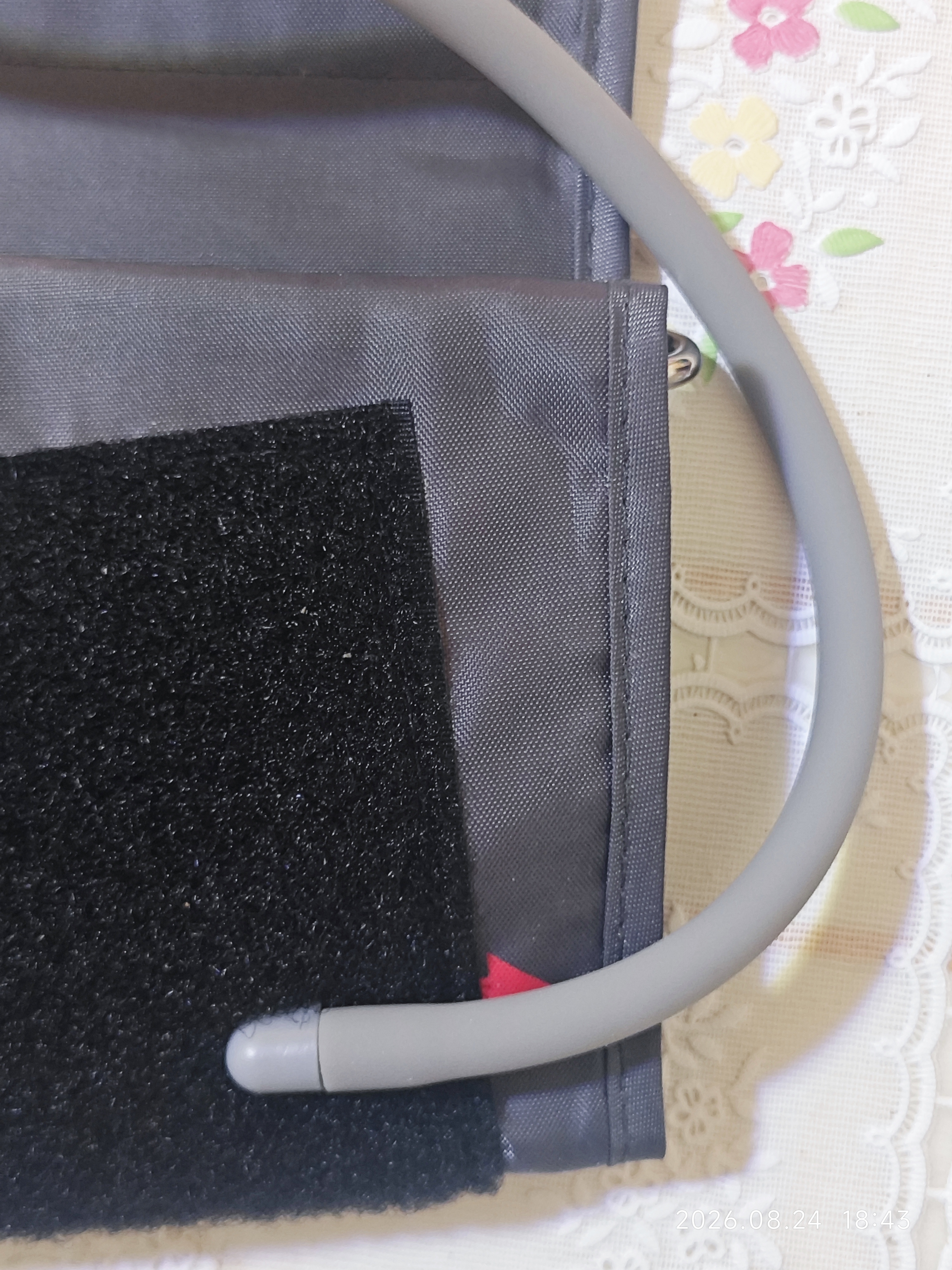 鱼跃（yuwell）上臂式电子血压计袖带臂带配件绑带680A670660d655ABC专用通用型 鱼跃普通弯插头+定制袖带（没有盒） 实拍图