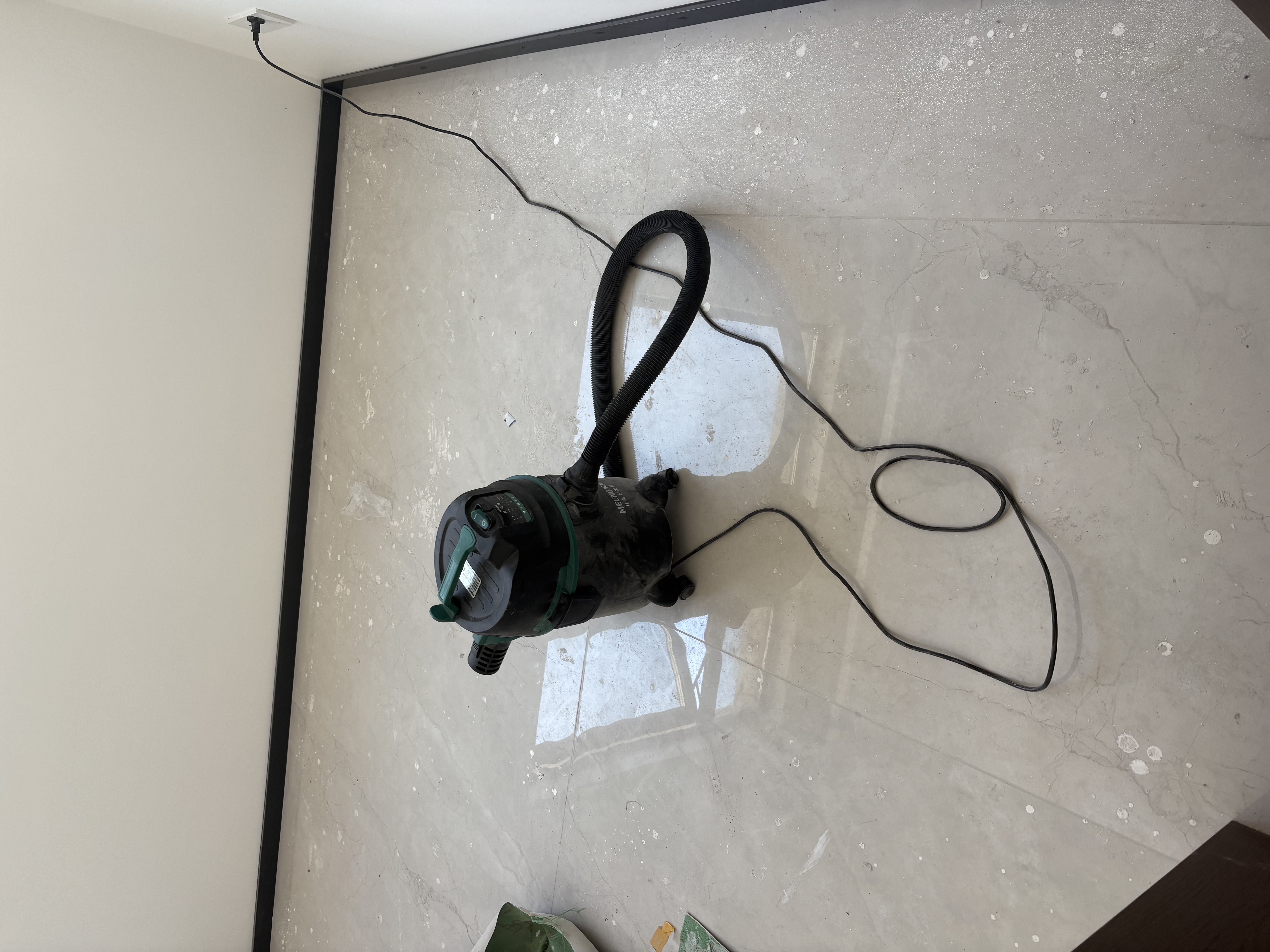 美菱吸尘器家用工业大功率超强吸力装修美缝商用车用开荒地毯仓库酒店强力桶式吸尘机 实拍图