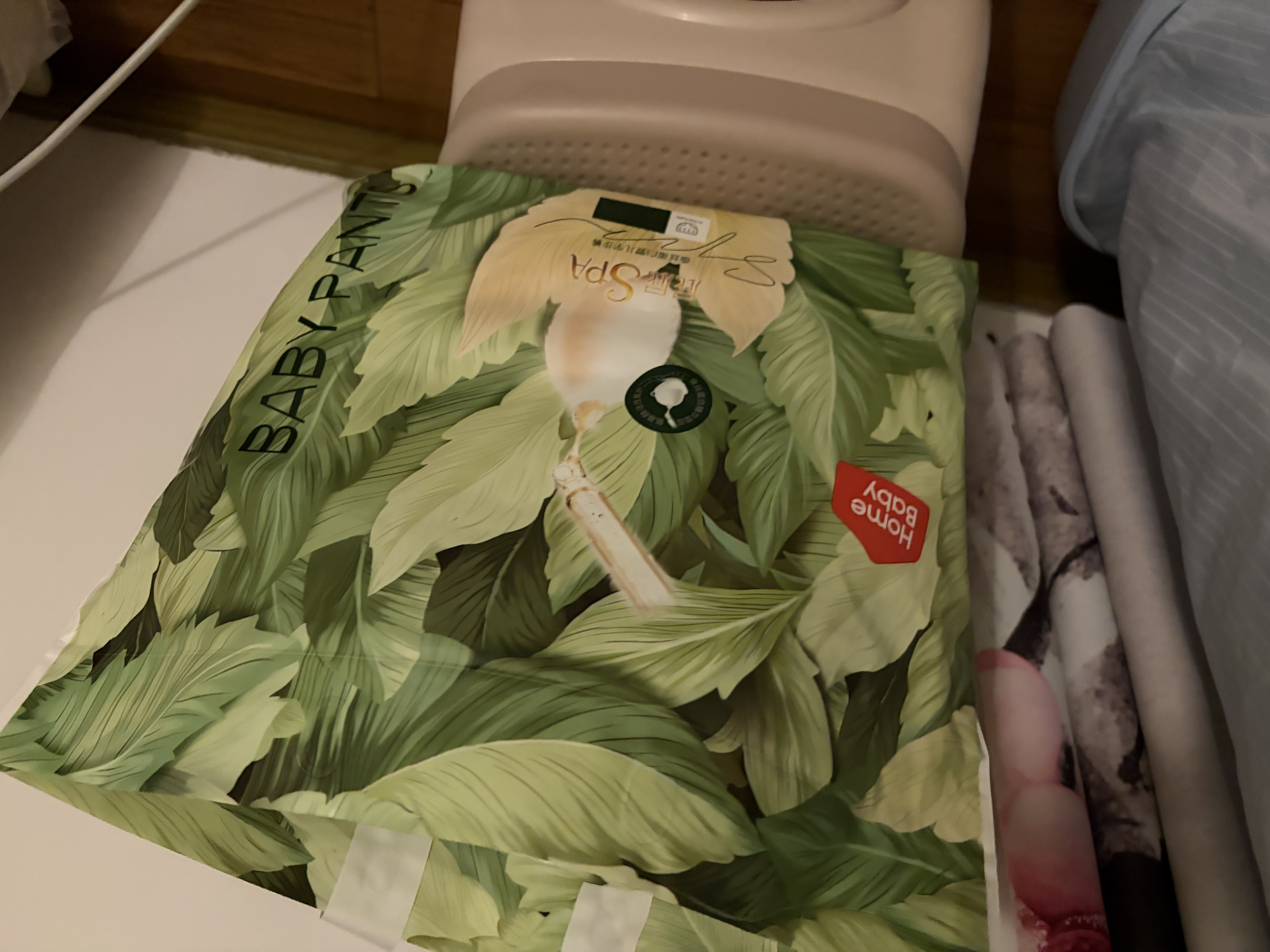 家得宝（homebaby）【未检出甲酰胺】蚕丝蛋白拉拉裤经典装L码80片尿不湿夏季超薄 实拍图