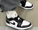 耐克（NIKE）2026年女子WMNS AIR JORDAN 1 LOW篮球鞋 DC0774-101 40.5 实拍图