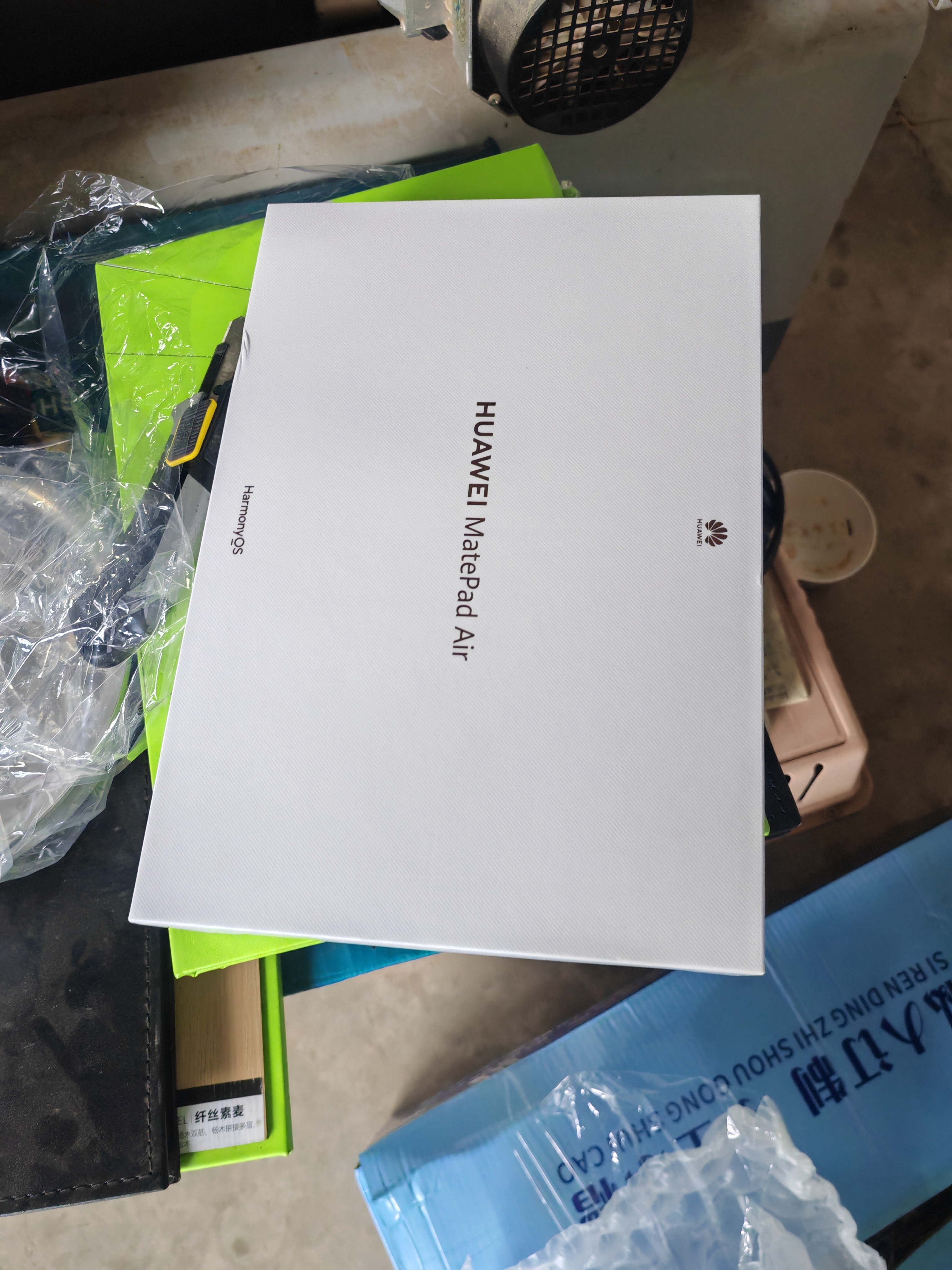 华为MatePad Air 12英寸  鸿蒙AI 2.8K高刷超清全面屏 平板电脑学生平板学习机 草木绿 12GB+256GB 【官方超值购旗舰店】3期免息 实拍图