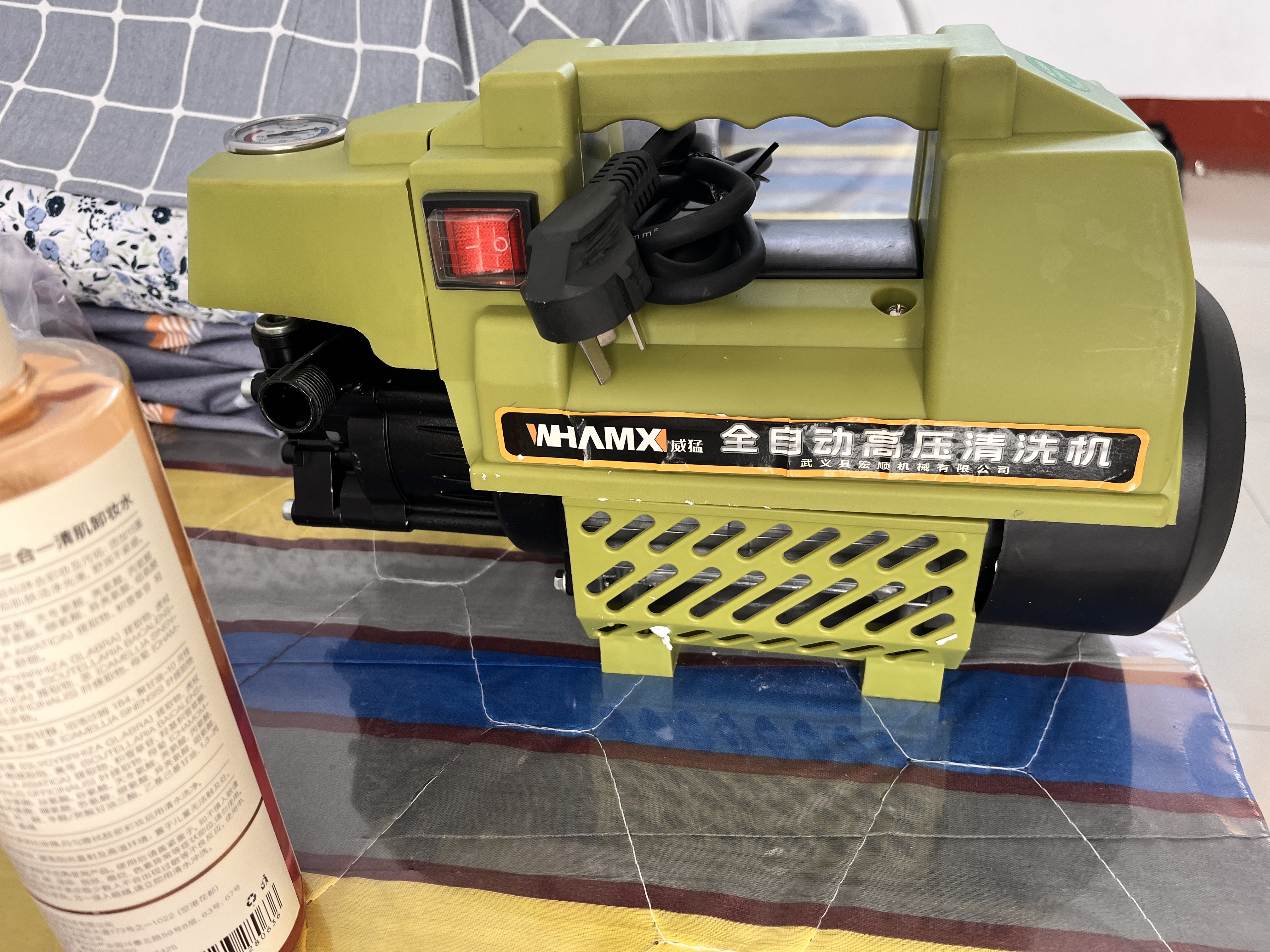 威猛德国220v品质高压洗车机清洗机家用洗车水枪商用刷车泵大功率神器 WM压力表纯铜电机+高压水枪+15米防爆管 铜接头 实拍图