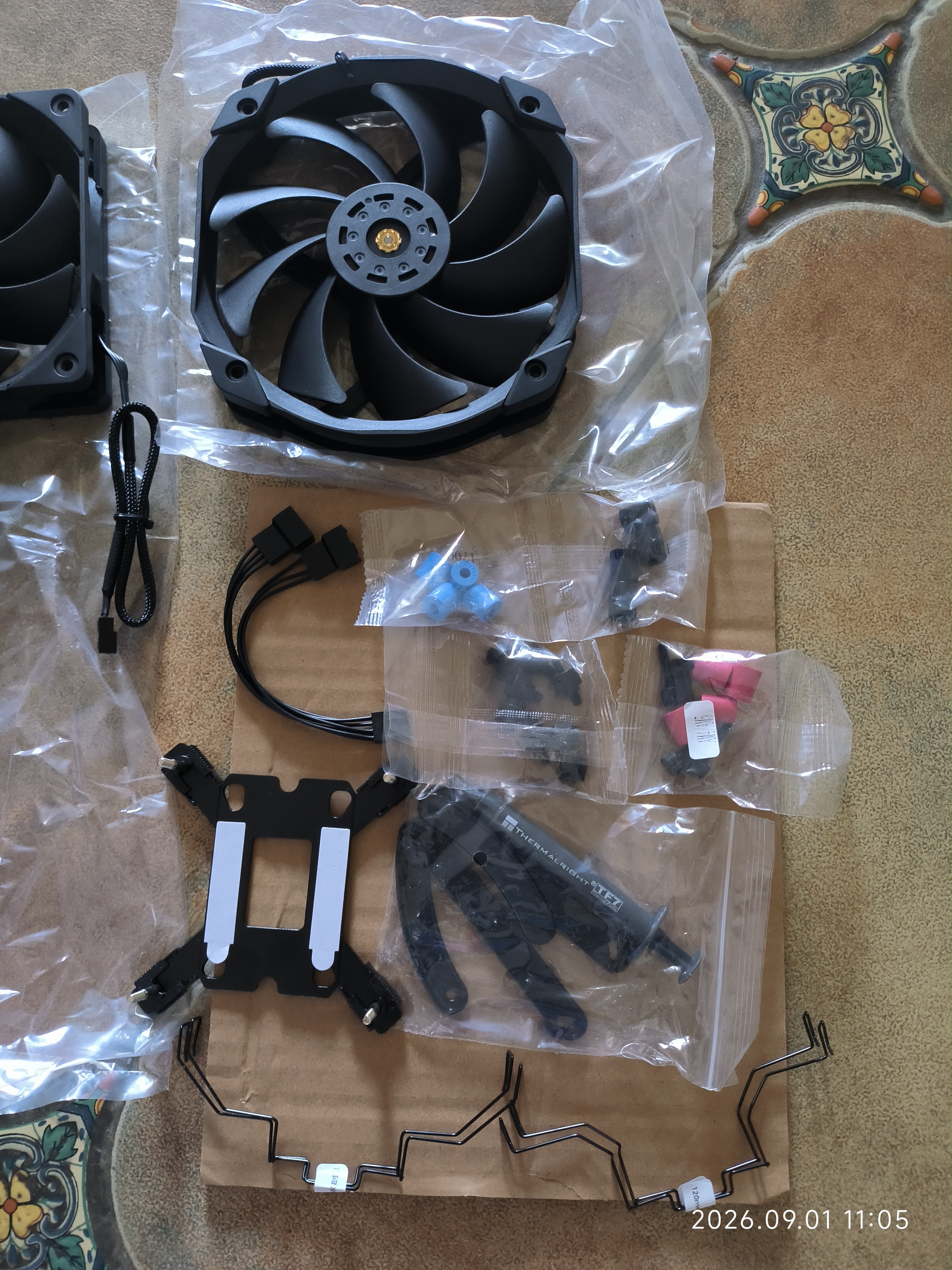 利民（thermalright）Frost Commander 140 BLACK 冰封统领 5X8mmAGHP4.0热管回流焊黑色风冷散热器 FC140 BLACK 实拍图