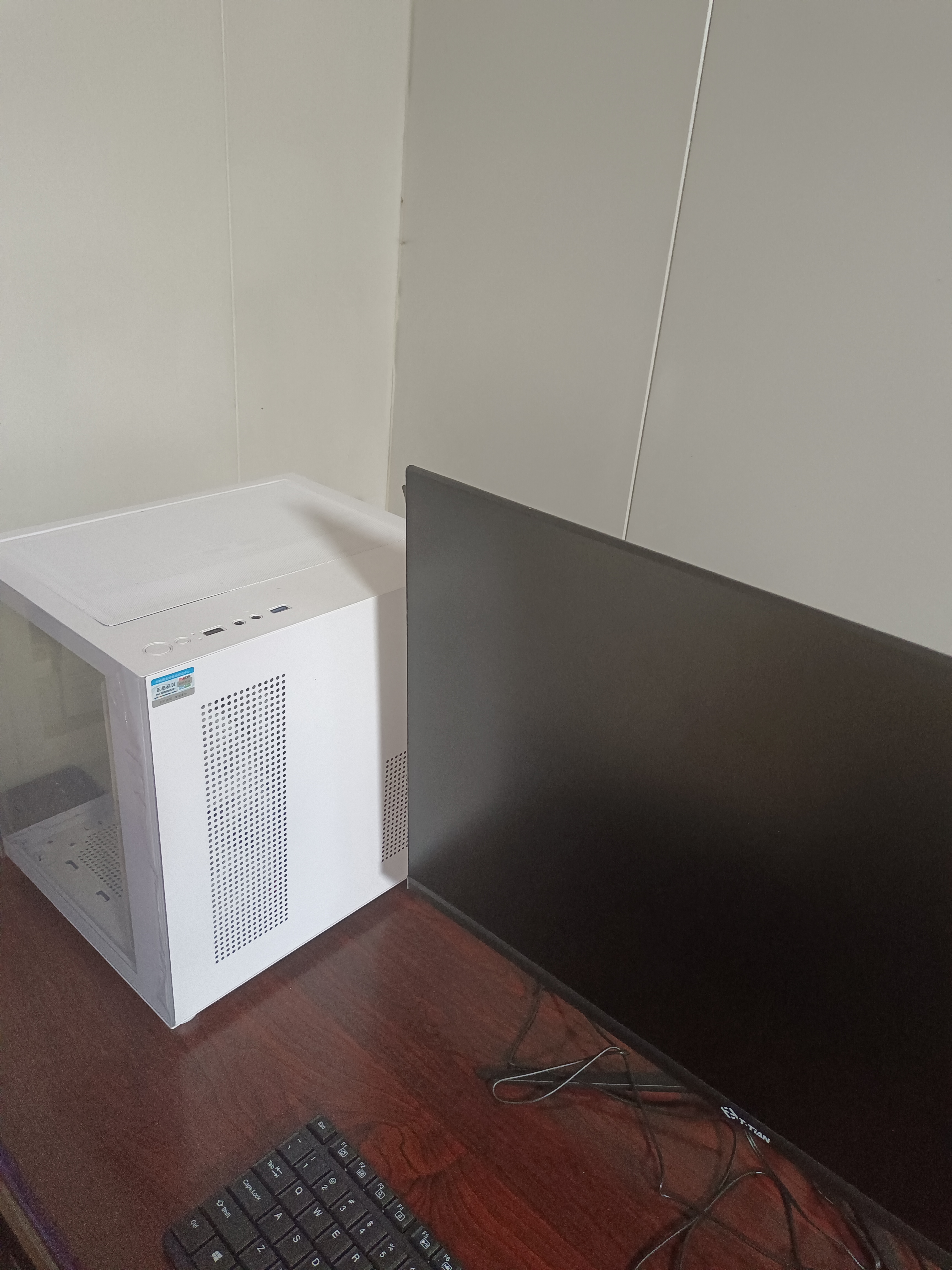领睿英特尔酷睿i7升24核RTX4060独显64G内存台式电脑主机黑神话悟空3A游戏办公设计师渲染组装电脑全套 六：32线程强芯+32G+RTX4050/黑悟空 主机+27英寸高清显示器 实拍图