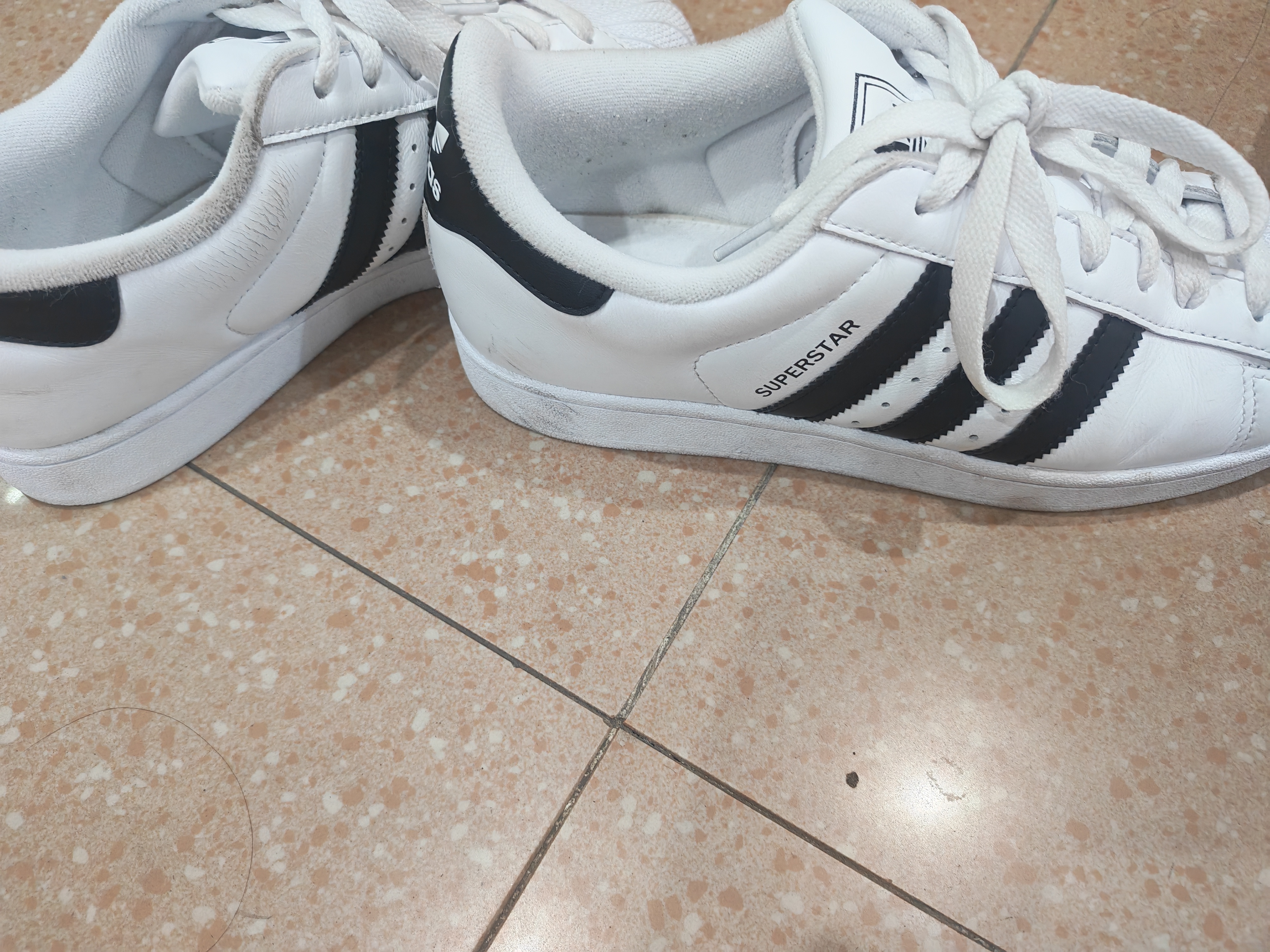 阿迪达斯adidas三叶草贝壳头SUPERSTARII男女休闲鞋 IH8659 43码 实拍图