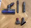 戴森（DYSON） V8无绳吸尘器 手持无线吸尘器 除螨 宠物 家庭适用 实拍图