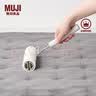 MUJI  扫除用品系列 地毯除尘滚轮/替换纸 滚筒mini粘毛器 地毯除尘滚轮替换纸 斜撕式 长16cm/90圈/3个组 实拍图