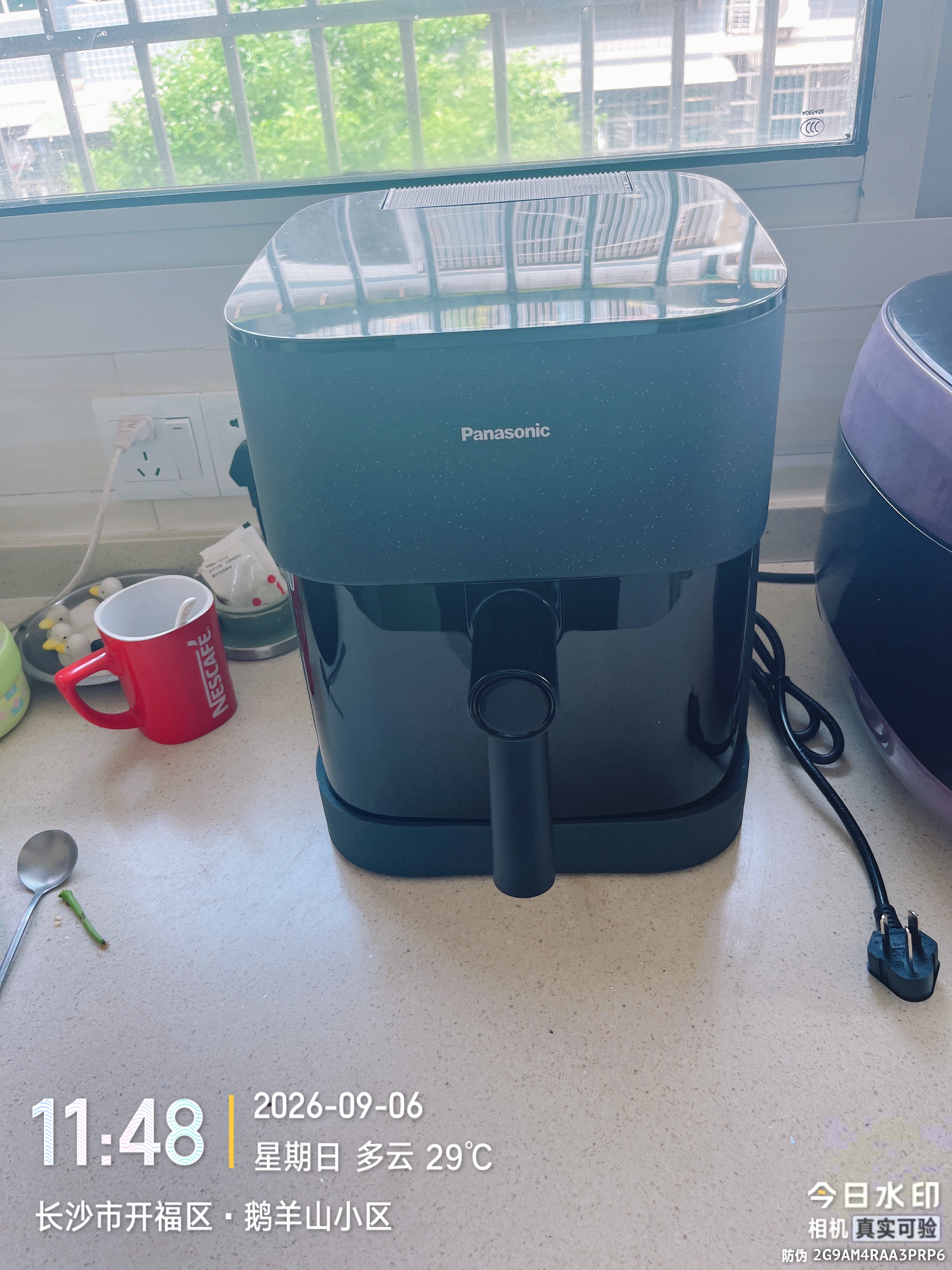 松下（Panasonic）双核热循环多功能全景可视家用全自动无油5L大容量无需翻面 空气炸锅NF-KZ500-K 实拍图