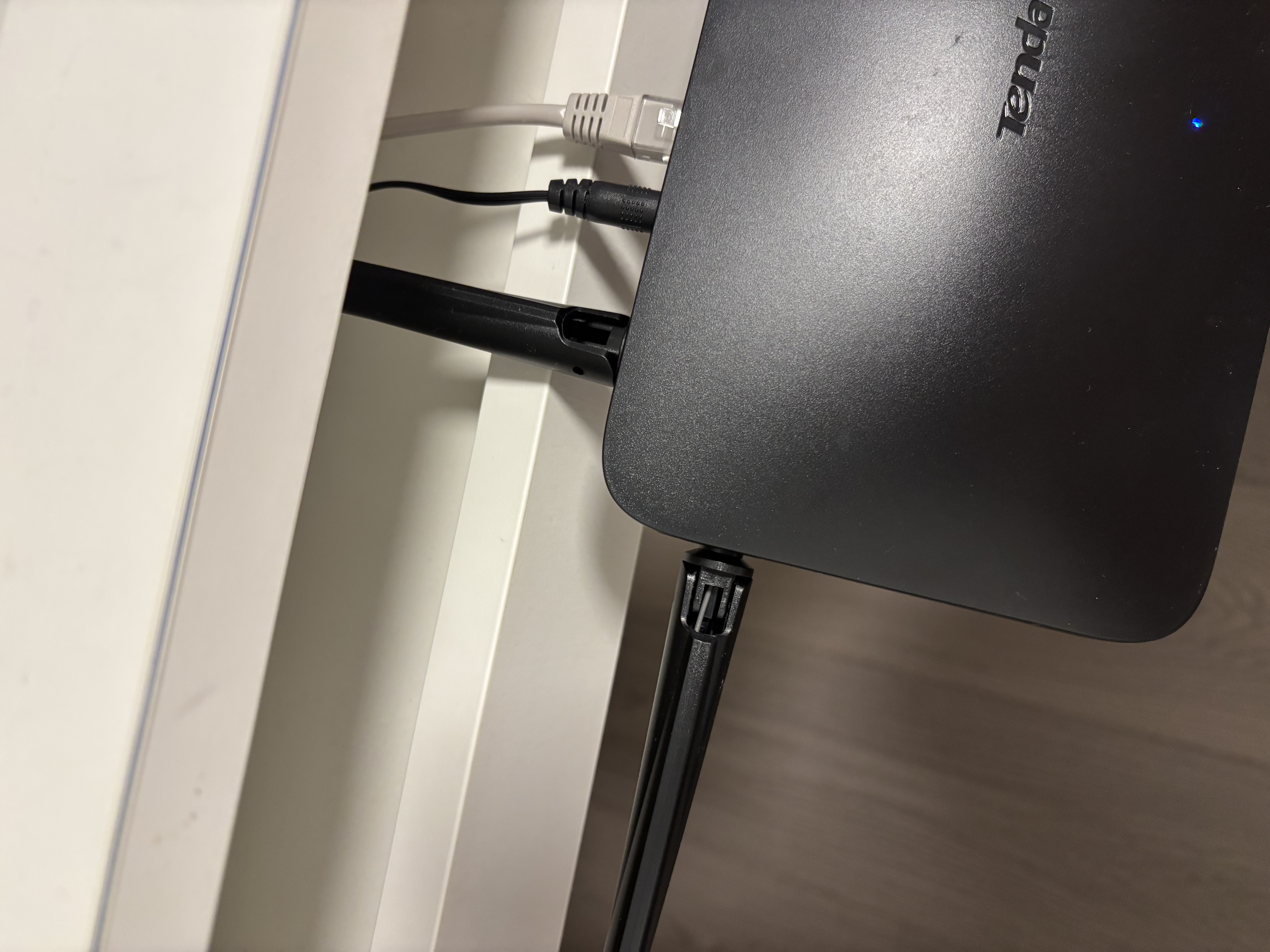 Tenda腾达路由器【性价比WIFI5】百兆网口穿墙王信号放大器无线5G双频智能家用路由AC5 实拍图