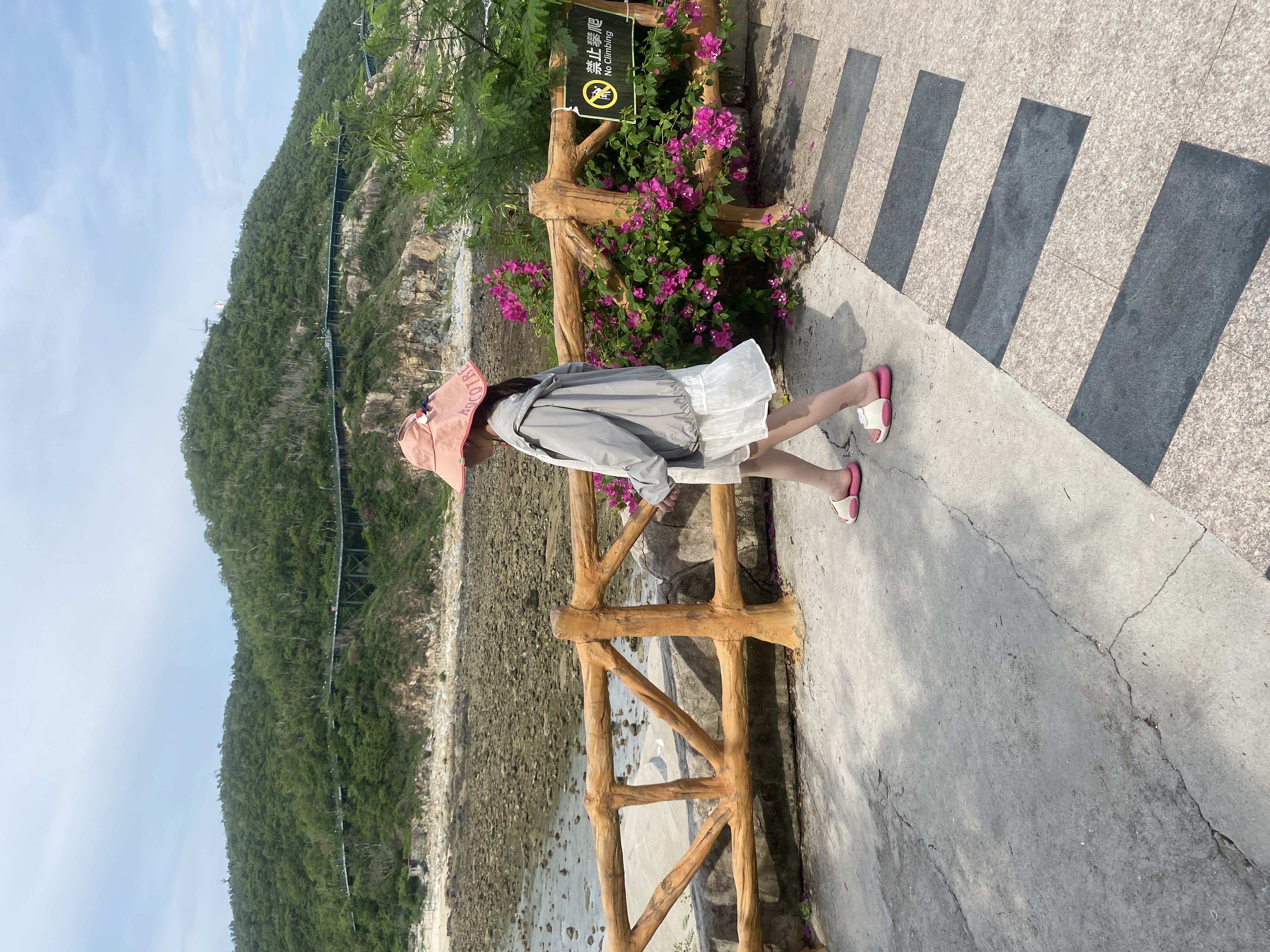 匹克运动户外登山防晒透气加宽帽檐渔夫帽 卡其色 实拍图
