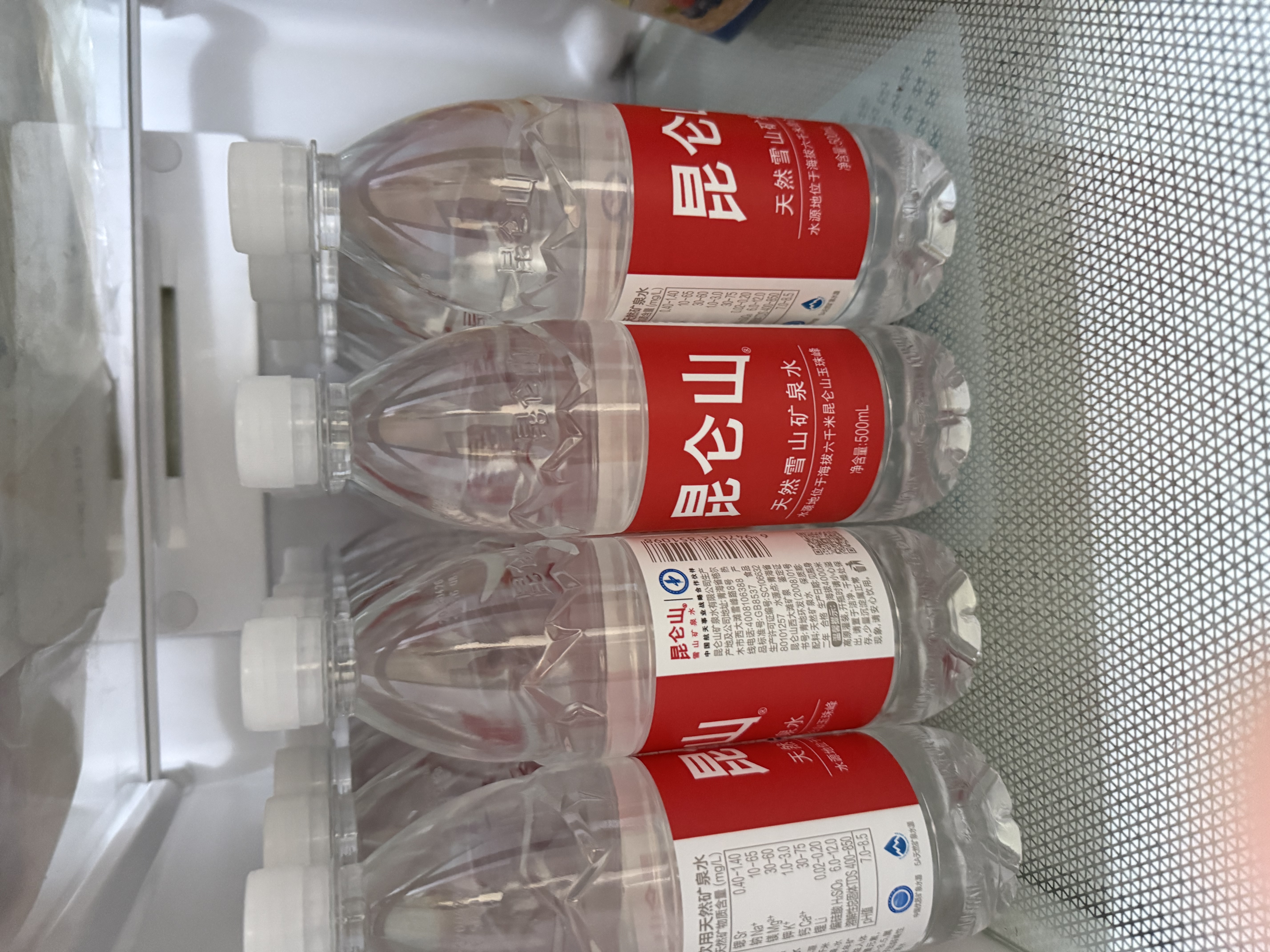 昆仑山饮用天然雪山矿泉水 含锶弱碱性 500ml*24瓶 整箱装 高品质用水 实拍图