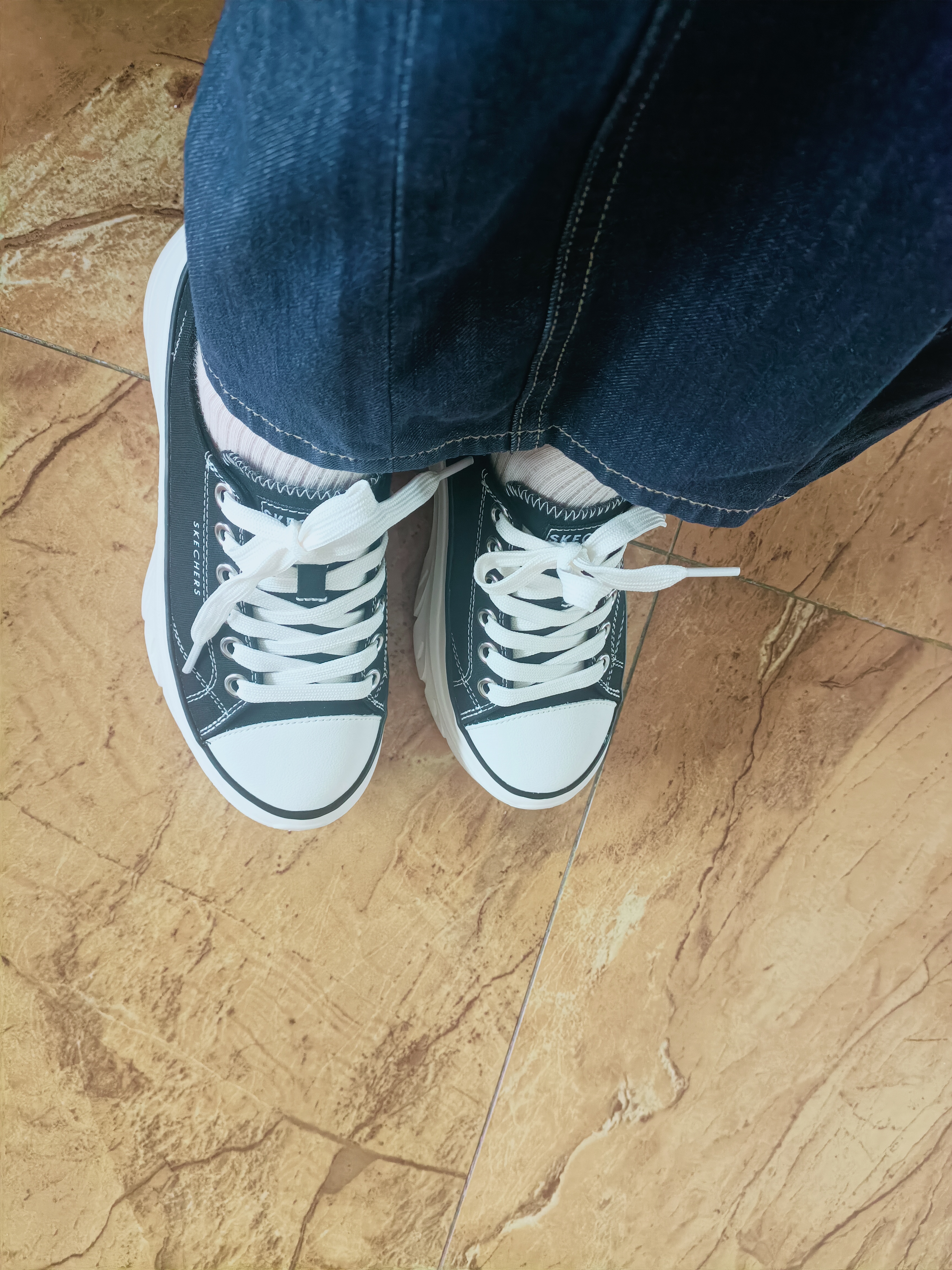 斯凯奇（Skechers）帆布鞋女士秋季厚底增高休闲鞋运动百搭板鞋软底通勤鞋 实拍图