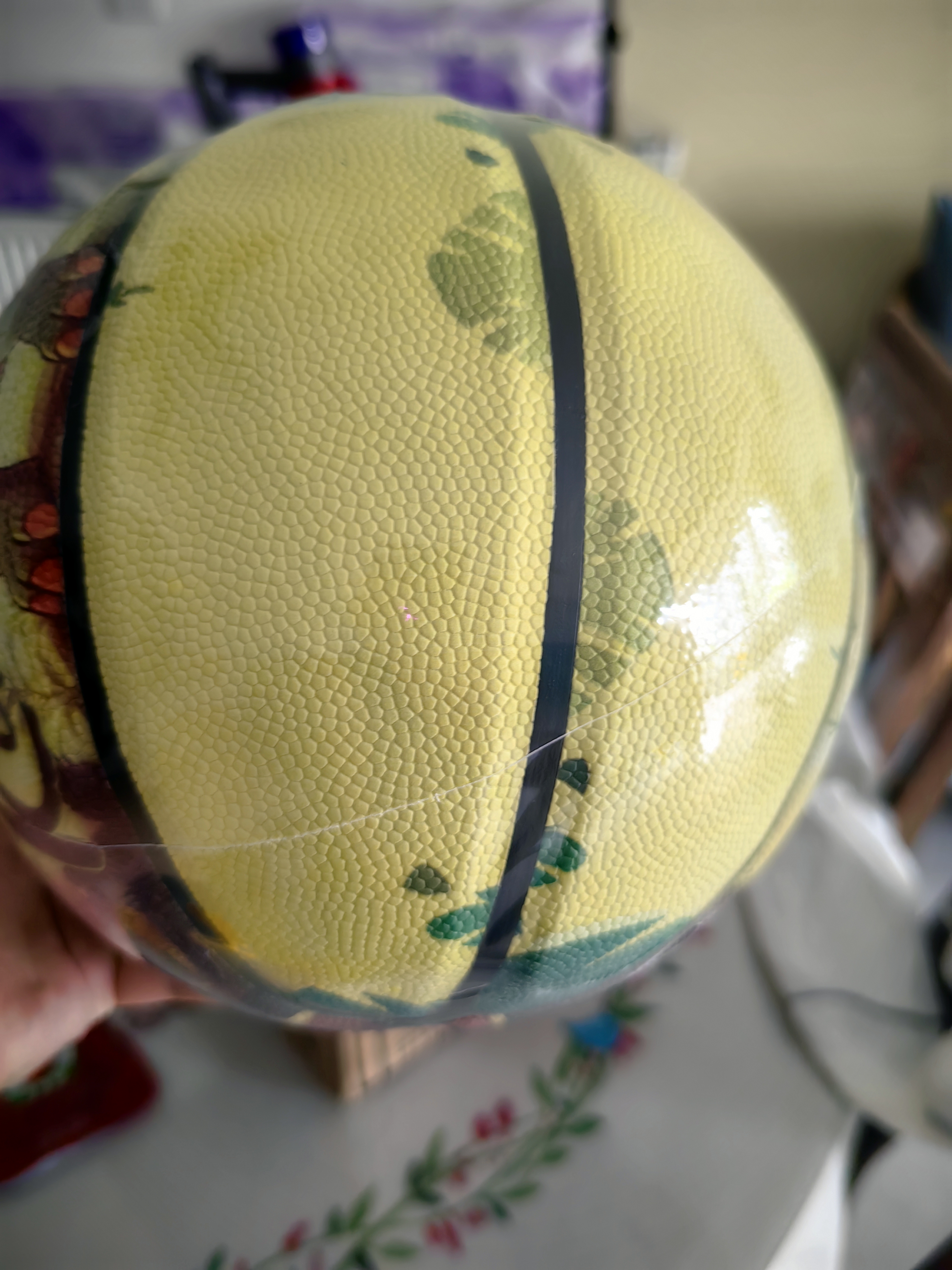 狂迷（kuangmi）篮球儿童恐龙5号PU耐磨防滑小学生青少年男女礼物训练比赛球 实拍图