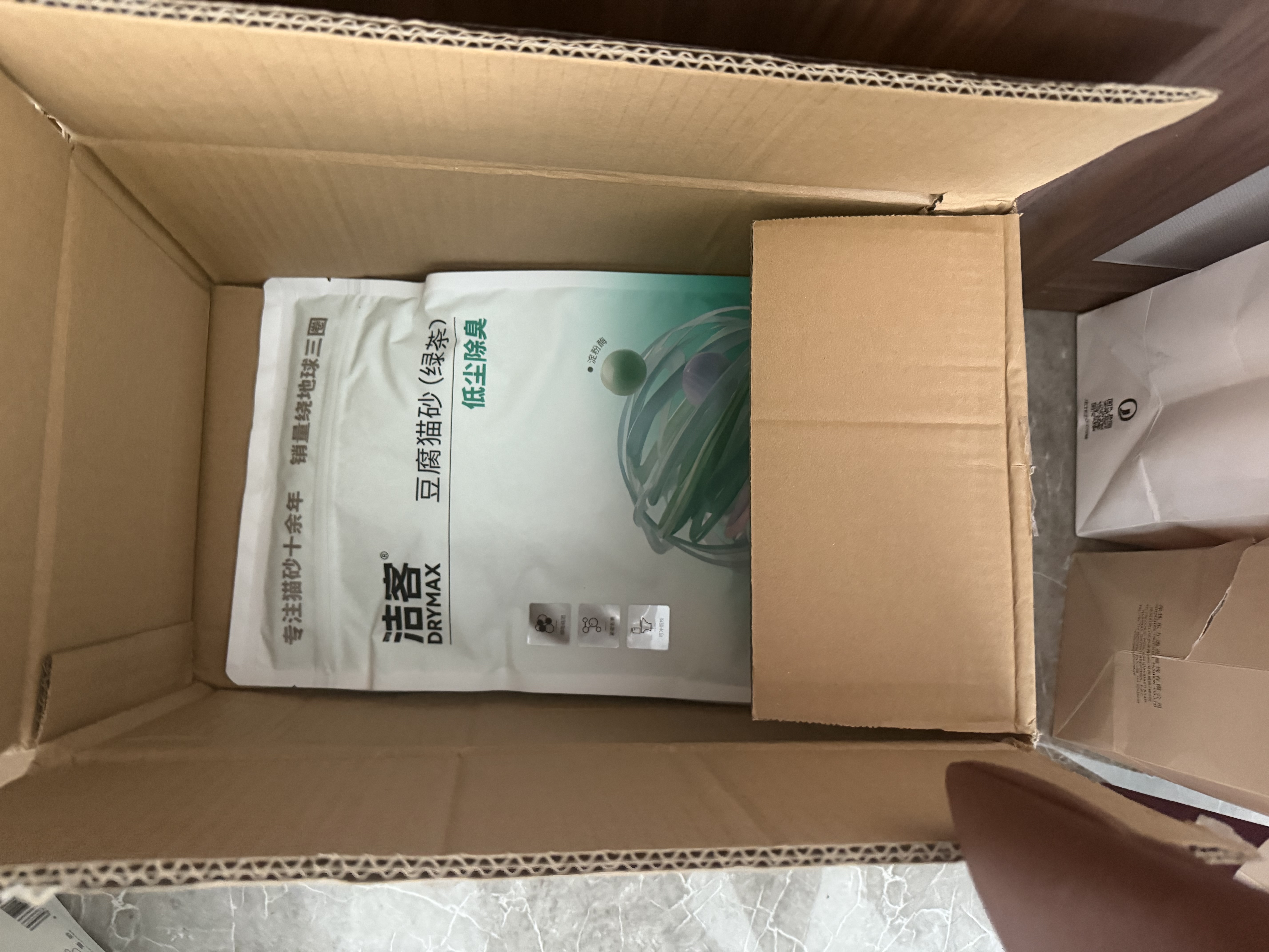 洁客（Drymax）植物环保结团除臭低尘豆腐猫砂绿茶味2.72kg*3袋 实拍图