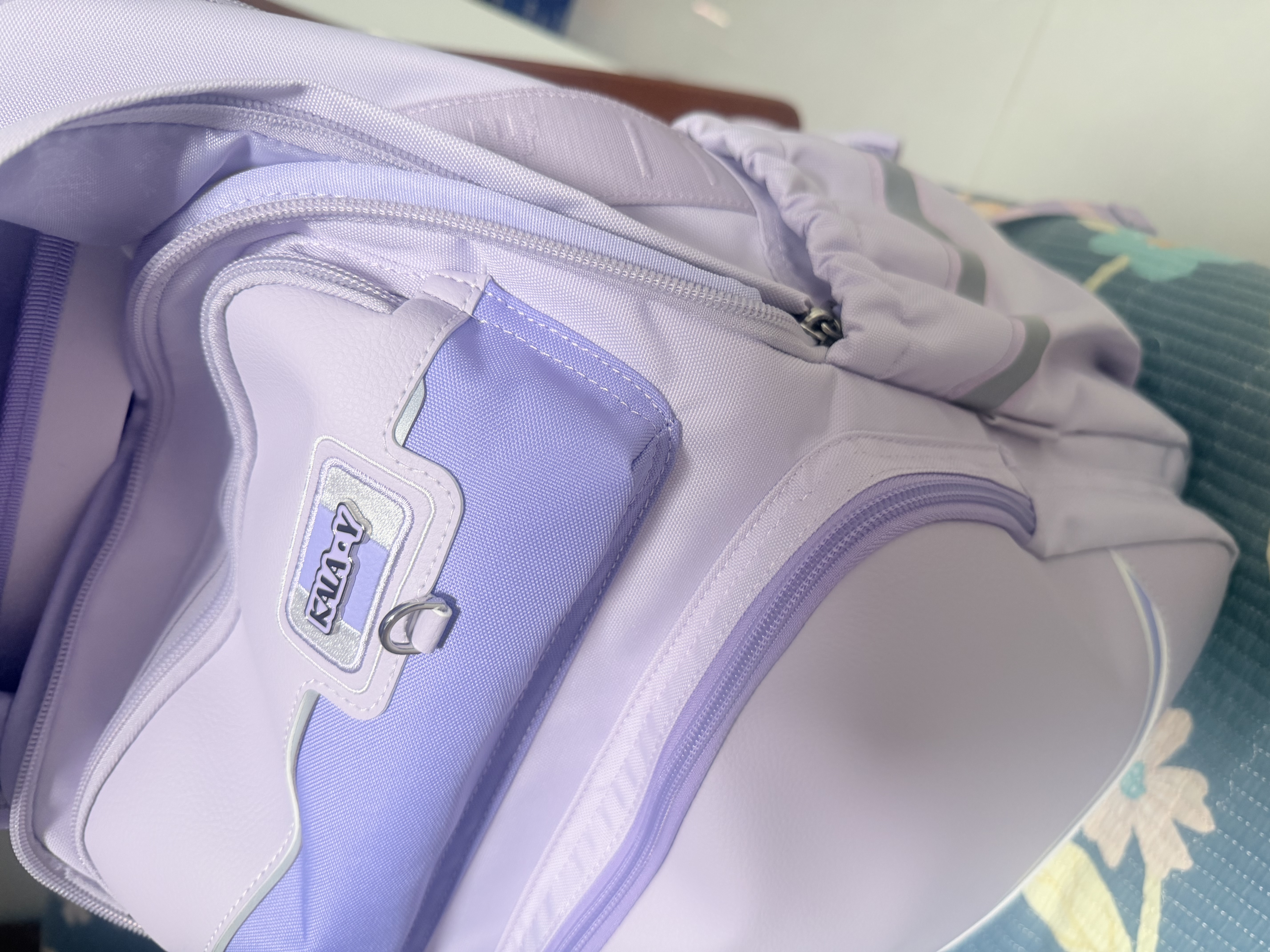 卡拉羊书包初中生高颜值超轻云朵背包小学5-9年级中学生减压男女双肩包 实拍图