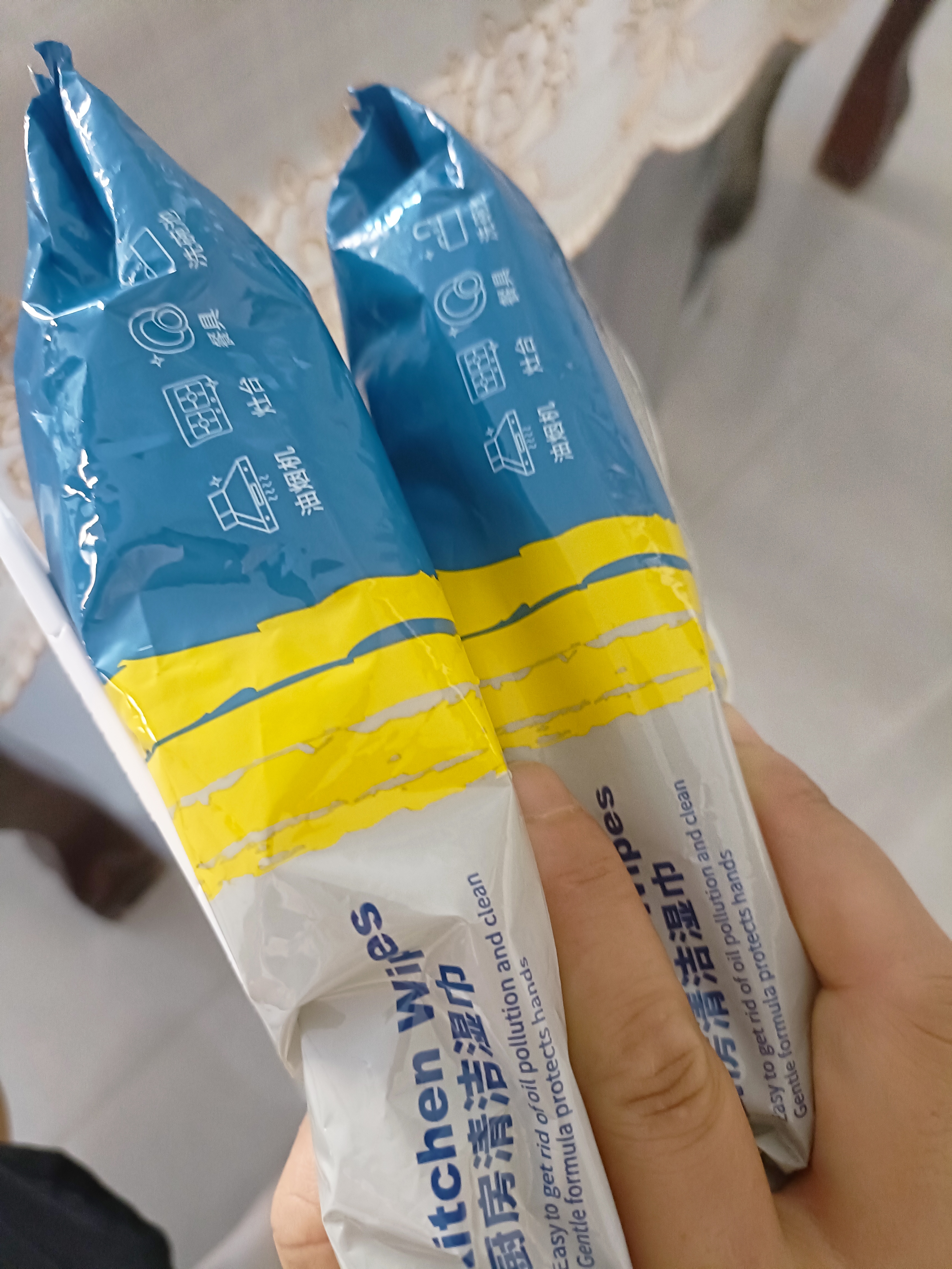京东物流 厨房湿巾大包吸油去污家用抽取式带盖厨房清洁加大加厚 【到手2大包】厨房湿巾50抽*2 实拍图