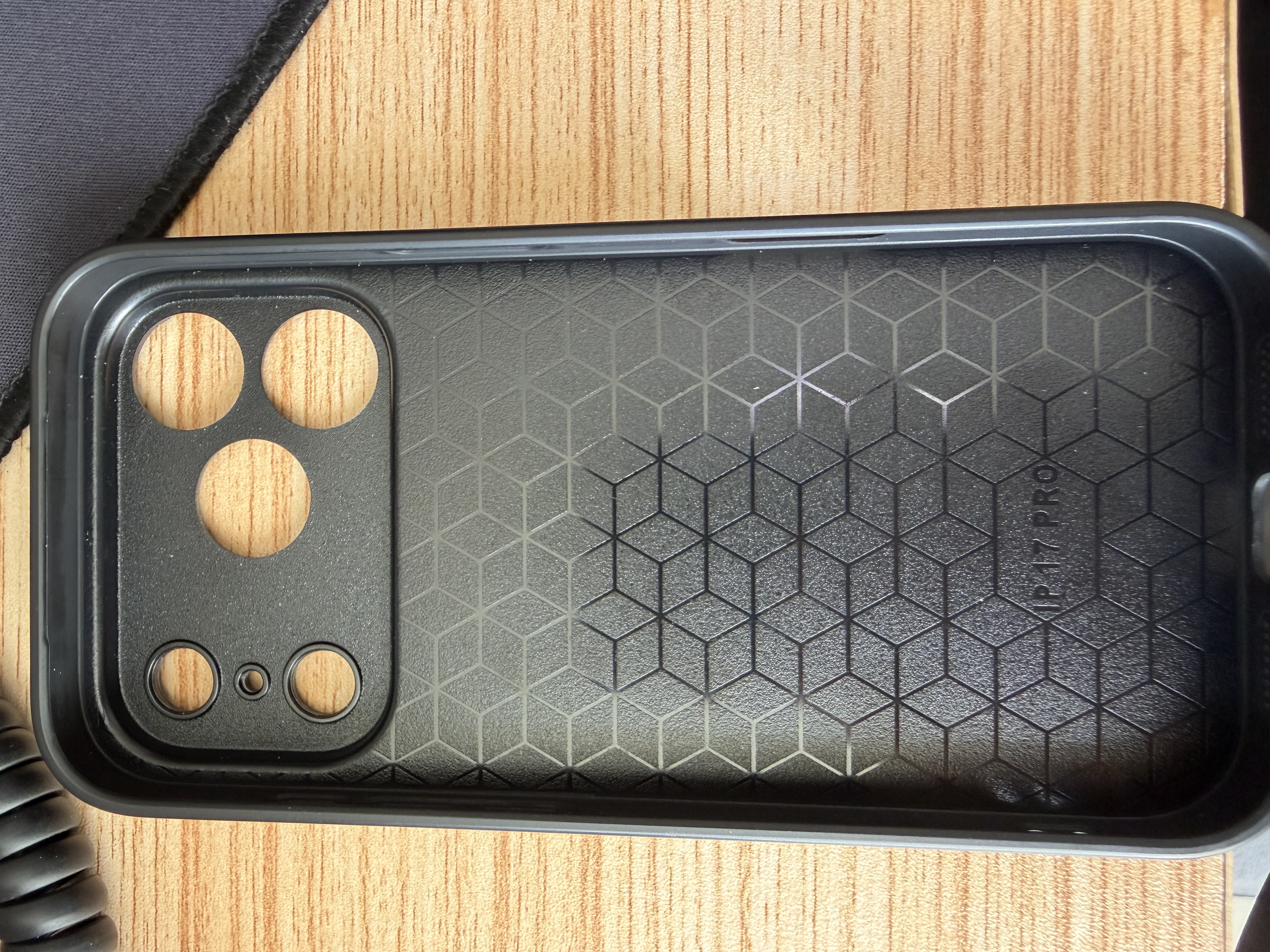 世咏（SHIYONG）适用苹果17pro手机壳 iphone17pro保护套全包超薄防摔轻奢羊巴皮简约国风小羊皮男女款 黑色 实拍图
