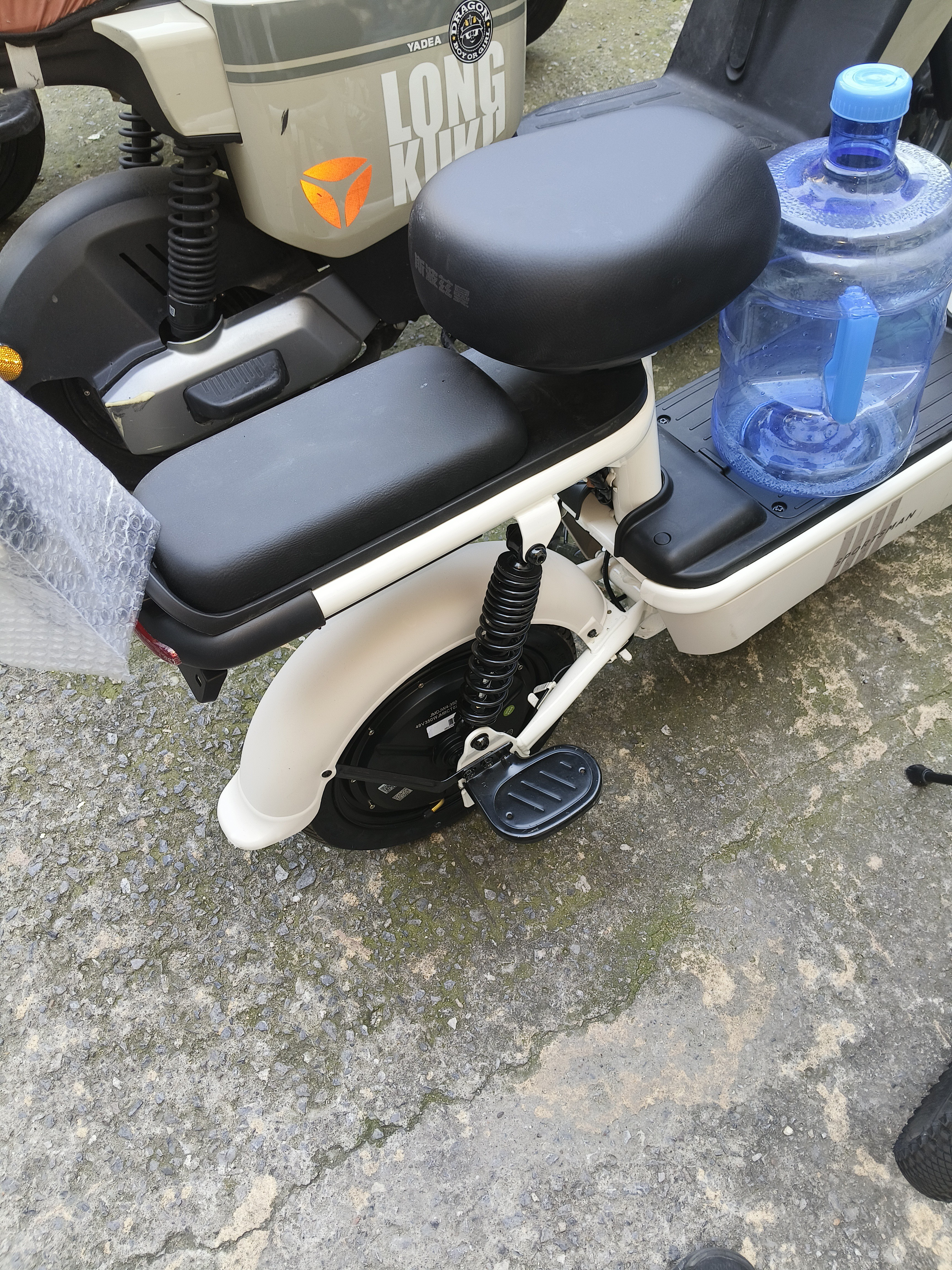 斯波兹曼电动自行车 SU70爱玛电动车官方旗舰店京东长续航大踏板新国标超长续航电瓶车代步车北斗米 实拍图