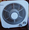 美的（Midea）电风扇 家用台式桌面小风扇鸿运扇宿舍卧室节能电扇台扇转页扇轻音低噪五叶风扇 KYT25-22MW 实拍图