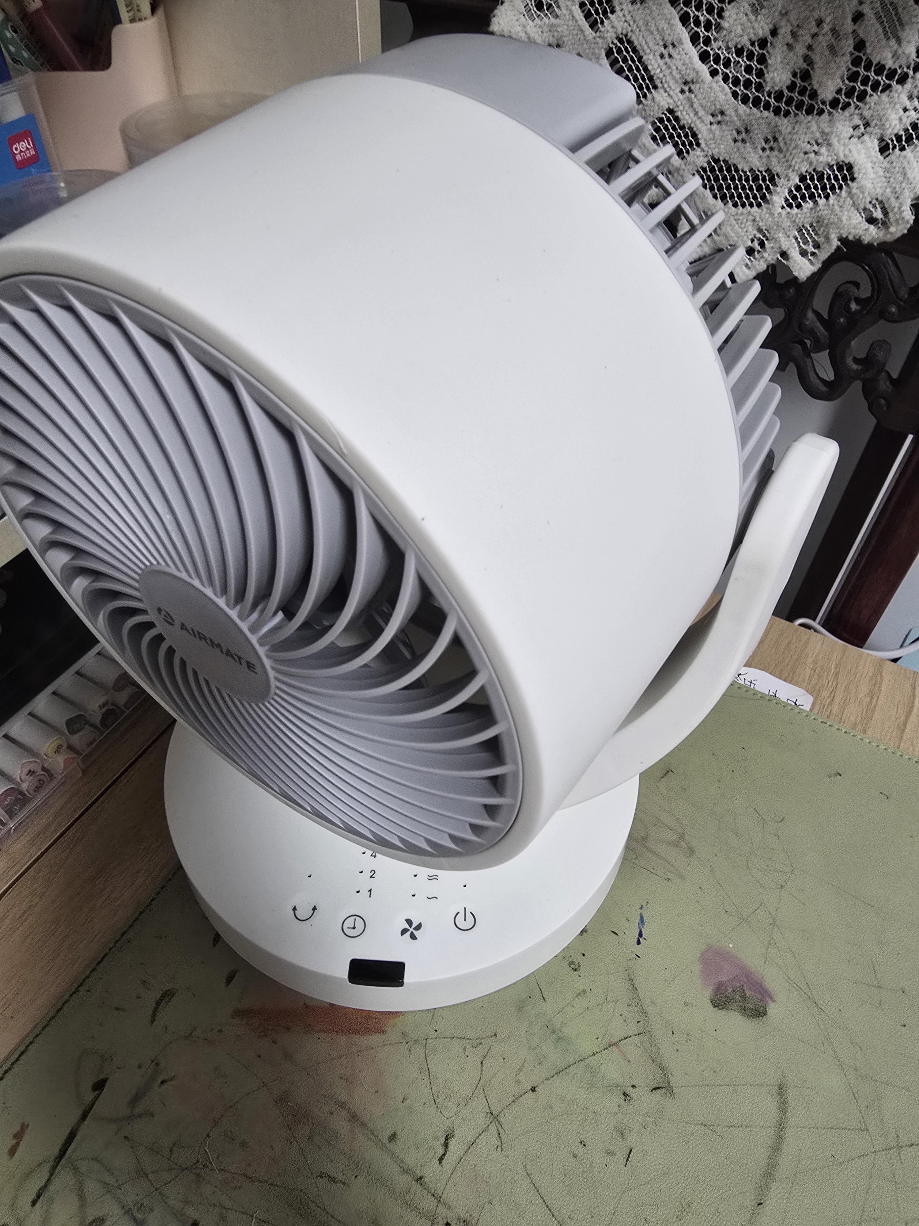 艾美特（AIRMATE）空气循环扇 家用桌面台式风扇节能电落地扇大风力宿舍卧室遥控摇头小风扇小型安静轻音电扇 R27 实拍图