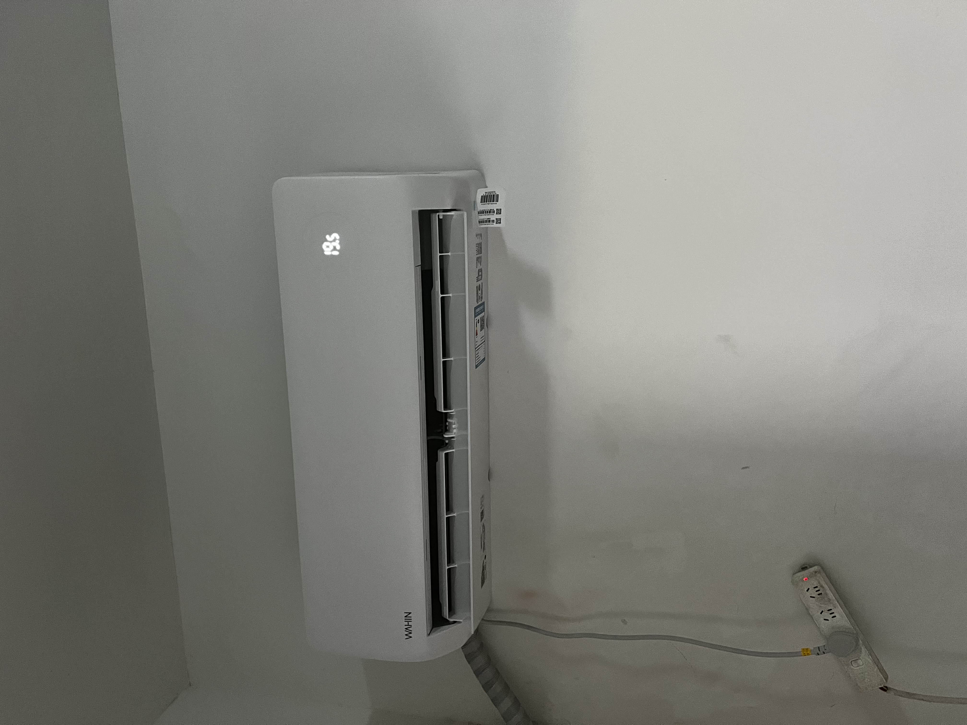 华凌空调 超省电pro大1.5匹新一级能效 变频冷暖 卧室挂机 KFR-35GW/N8HA1Ⅲ-Q 实拍图
