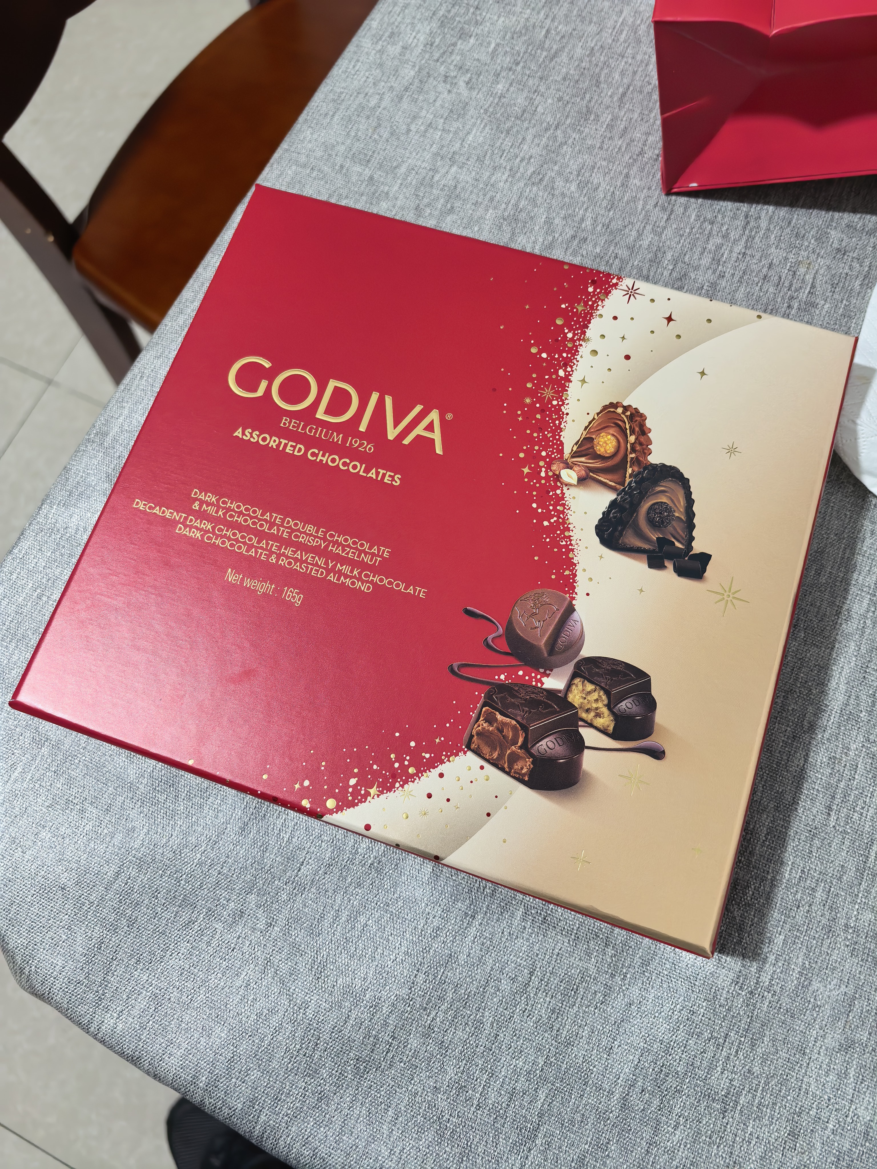 歌帝梵（Godiva）【京东专供】经典混合巧克力高端礼盒165g 休闲零食 节日礼物 实拍图