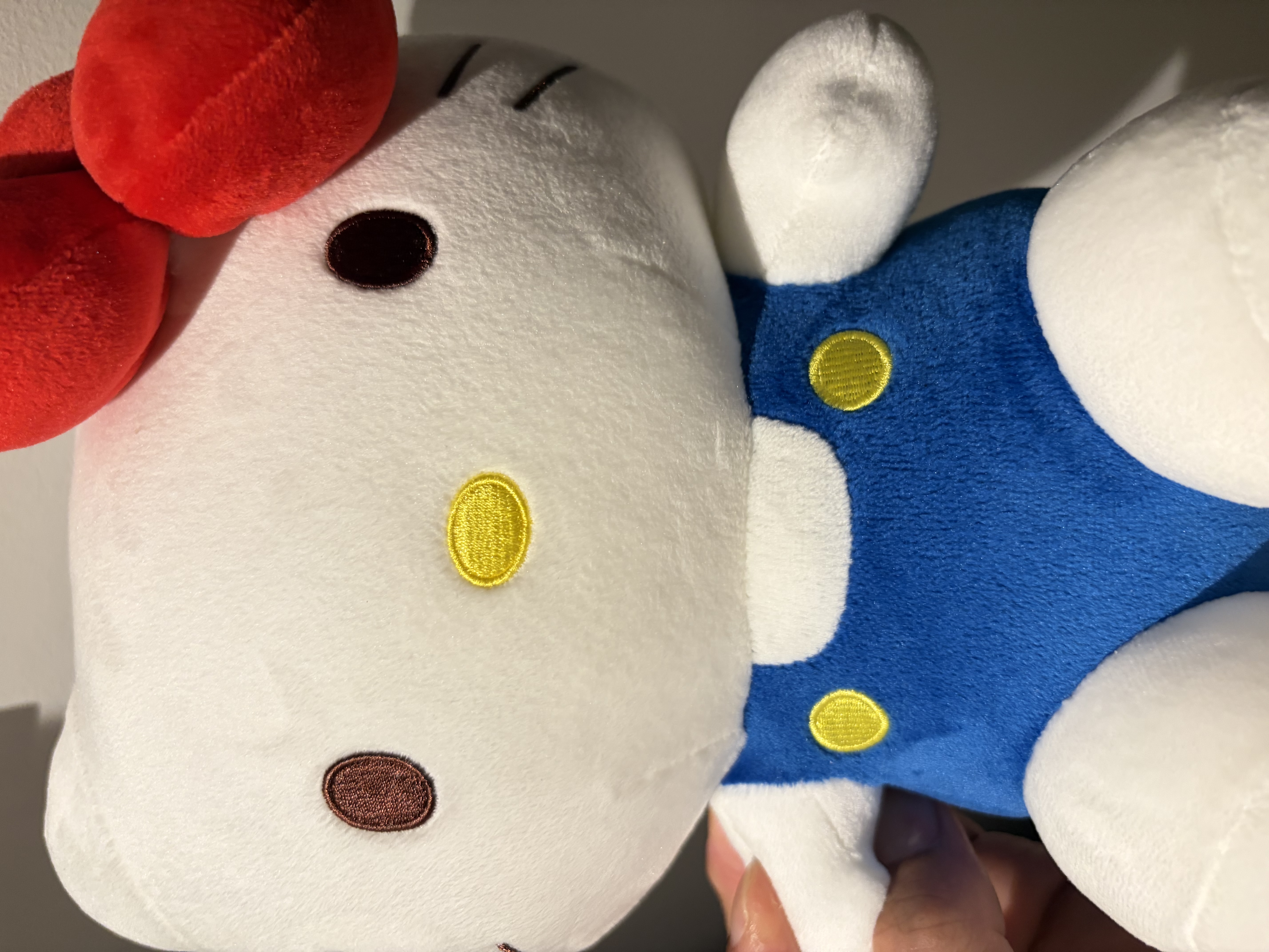 名创优品（MINISO）Hello Kitty凯蒂猫三丽鸥玩偶公仔摆件陪睡抱枕礼物送女生正版 实拍图