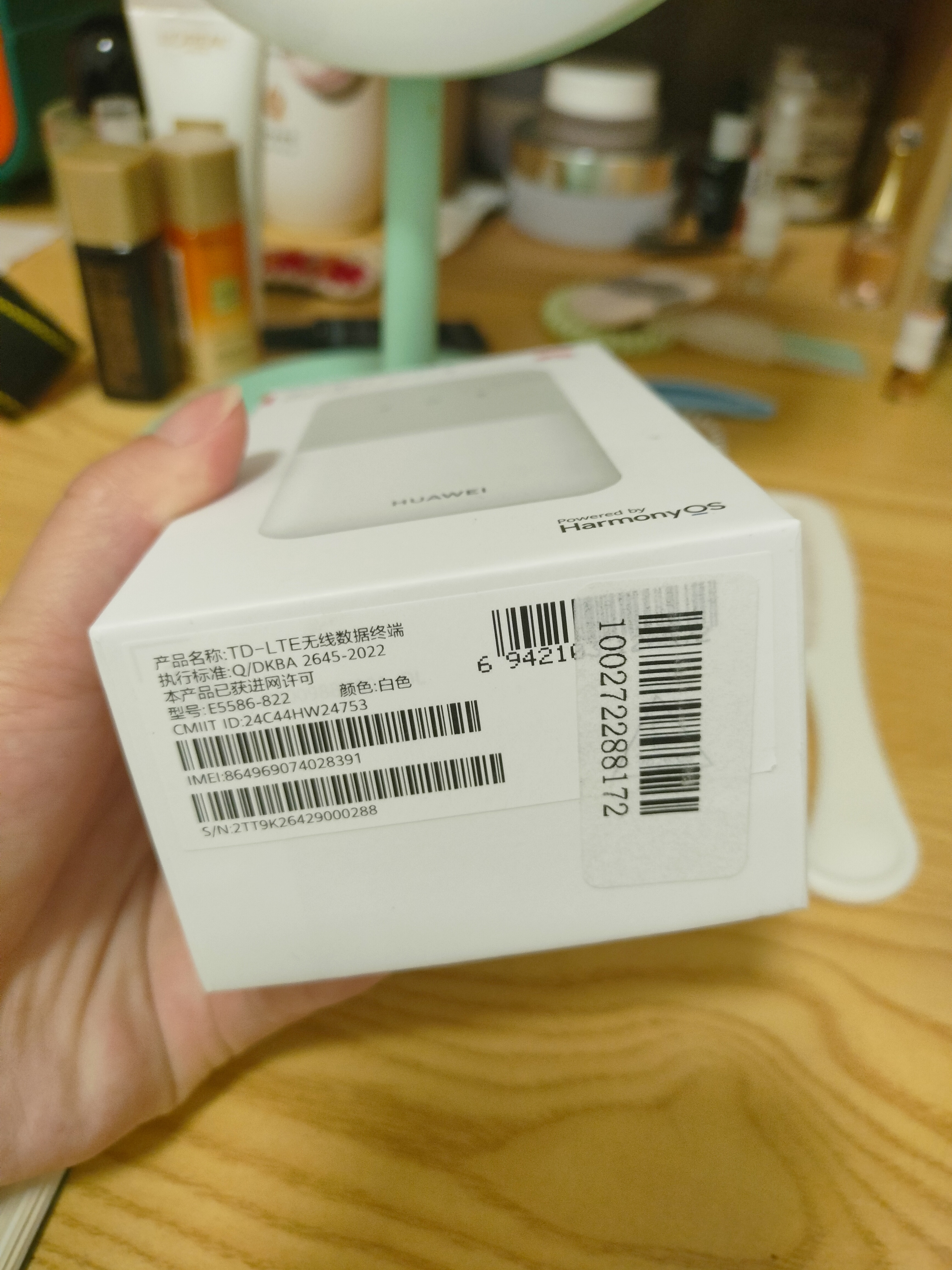 华为随行WiFi 5 黑色【 Pura70上网好伴侣】4G全网通  195Mbps高速上网  随身WiFi 移动WiFi 实拍图