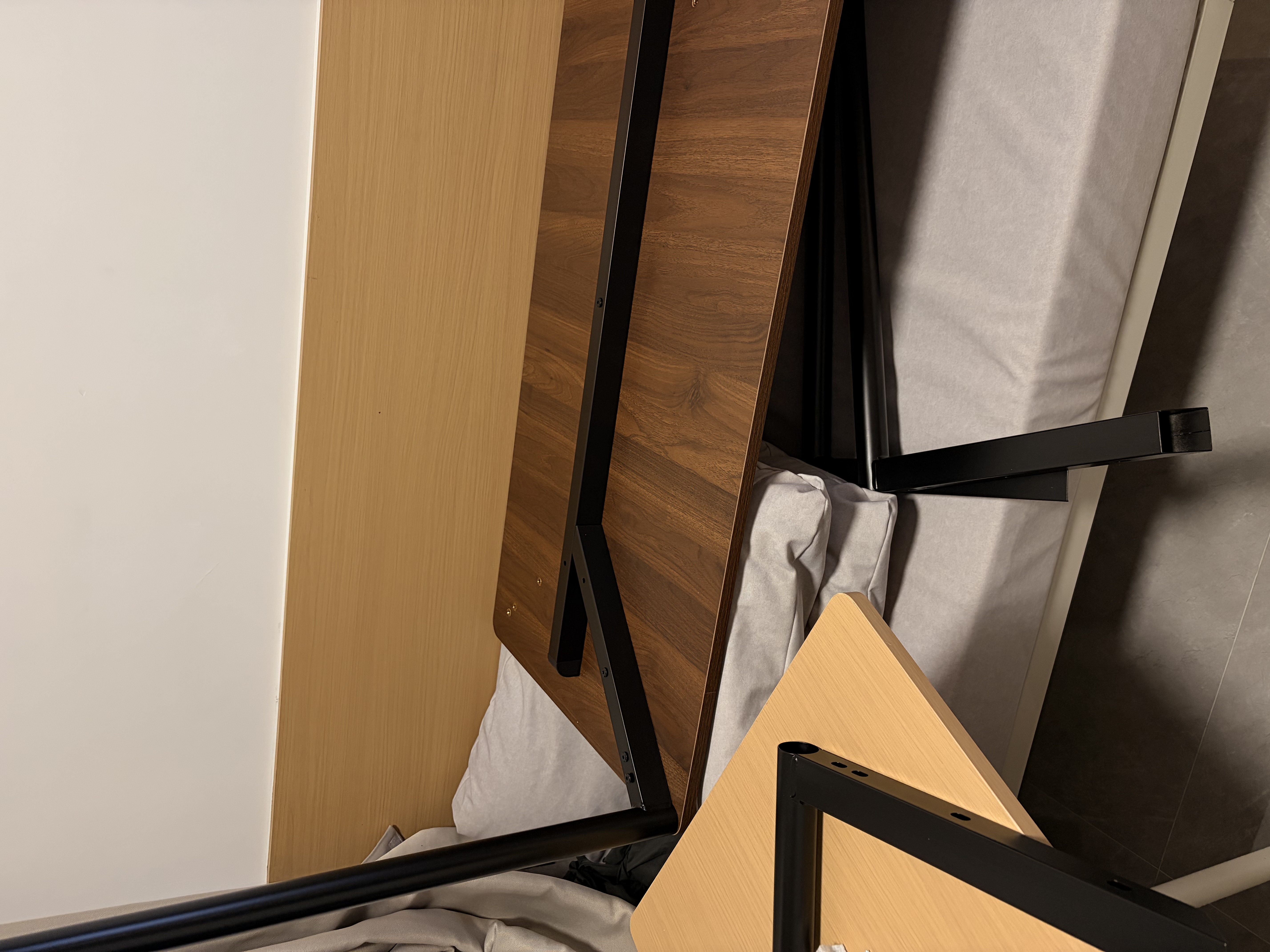 京东京造万象桌电脑桌家用桌书桌学习桌办公桌实木胡桃木色120*60cm 实拍图