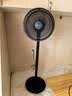 美的（Midea）【超级单品】七叶轻音立式电风扇家用柔风落地扇台式桌面小型风扇大风量节能摇头宿舍电扇 SAF30AB 实拍图