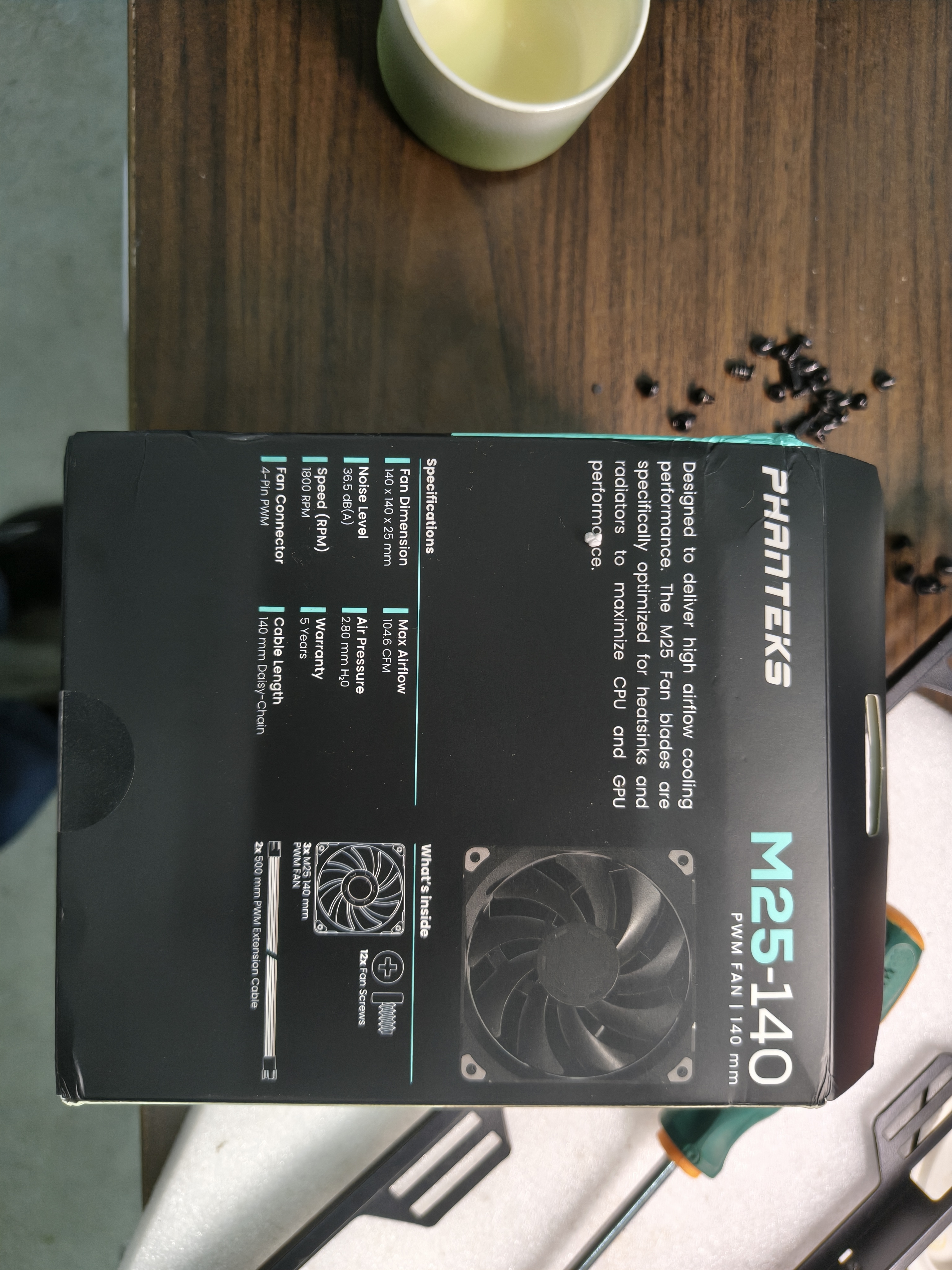 追风者（PHANTEKS）M25黑色140mm机箱水冷散热PWM温控调速无光风压量扇(FDB液压轴/串联免集线器/1800转/三联包) 实拍图