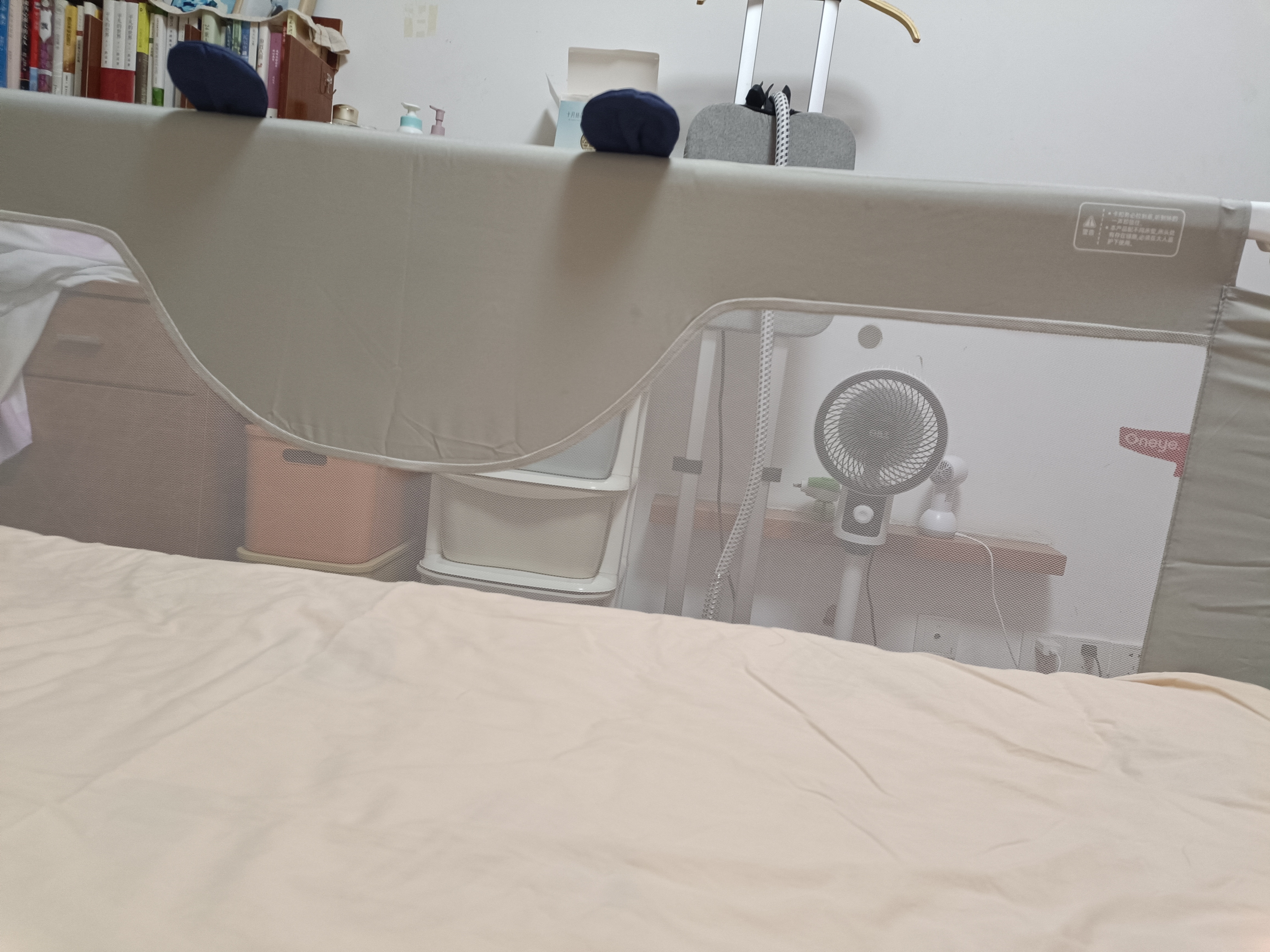丸丫K2床围栏婴儿围栏防摔床护栏床上护栏防摔挡板免打钉三面1.8+2+2 实拍图