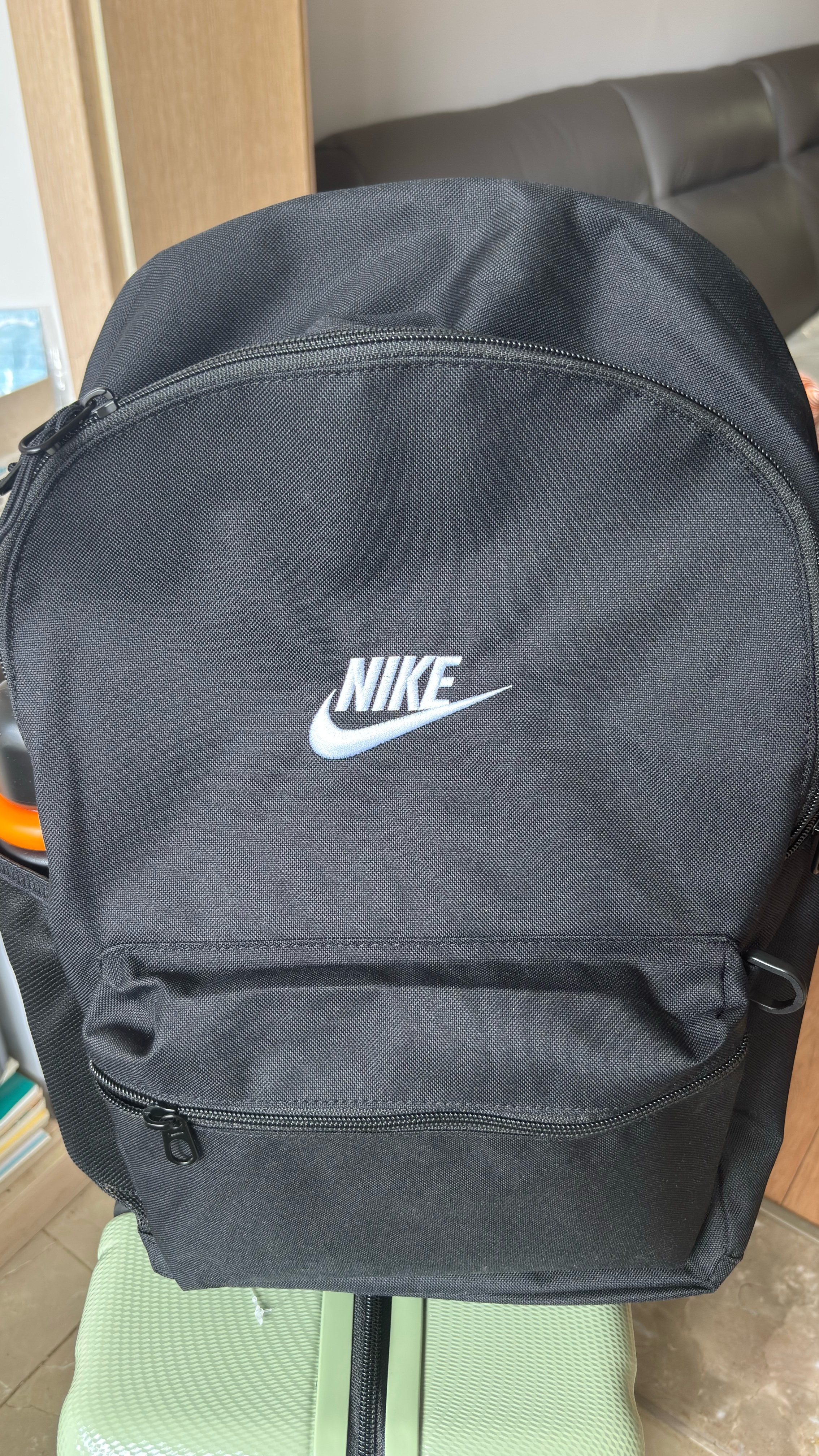 耐克NIKE男背包运动包学生书包户外出行便捷休闲包IB4343-010黑MISC 实拍图