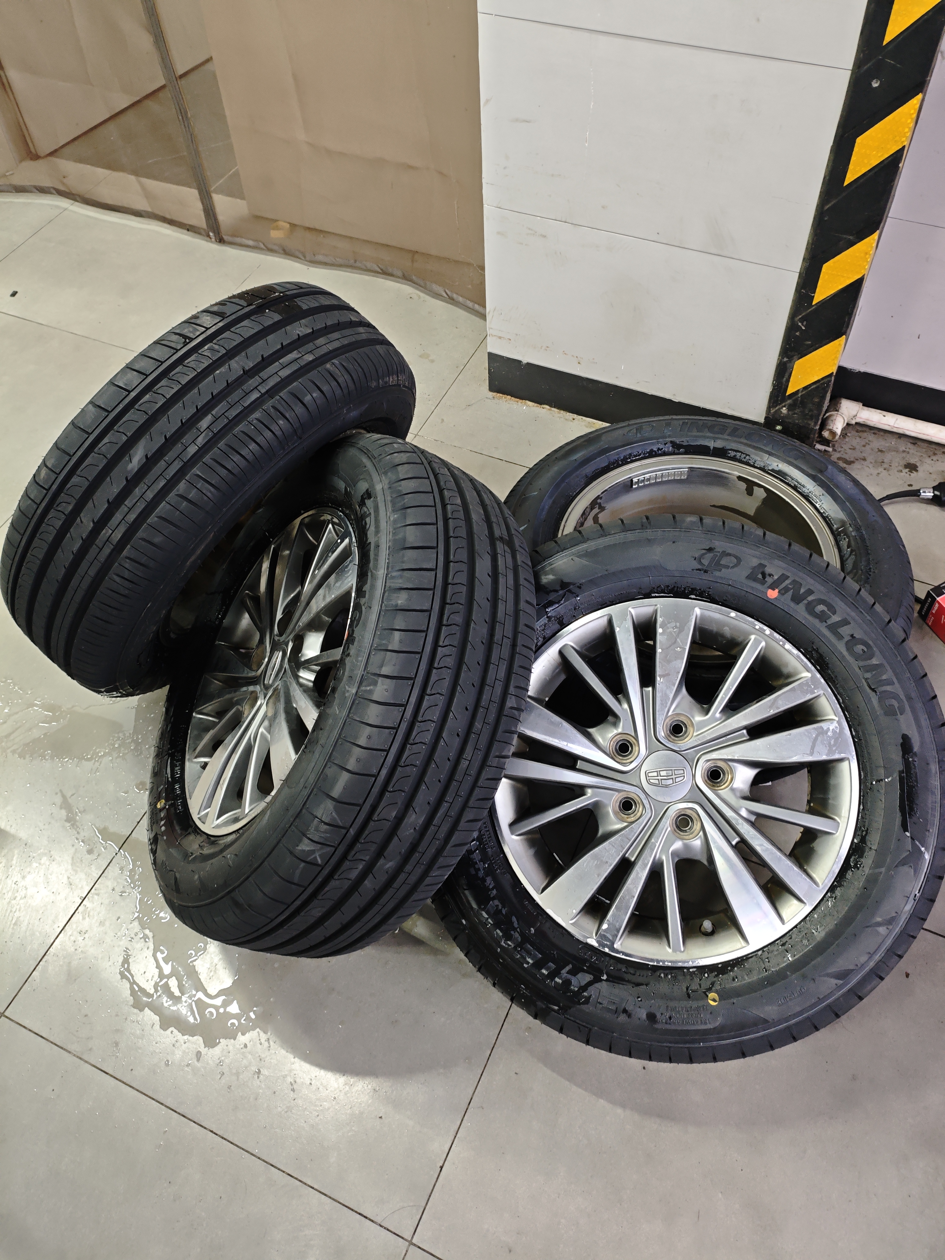 玲珑轮胎汽车轮胎205/65R15 94V 玲珑臻选 HD 适配帝豪/科鲁兹/标致2008 实拍图