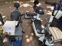 驰小虎电动自行车 【京东联合定制】吉祥虎新国标电动车电动自行车48V20Ah电池长续航成人电瓶车代步车白 实拍图