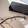 依视路（ESSILOR） 钻晶系列高清耐磨防蓝光近视超薄镜片专业配度数眼镜架男女镜框 钛+金属-全框-4004BK-黑色 镜框+依视路A4防蓝光1.56现片 实拍图