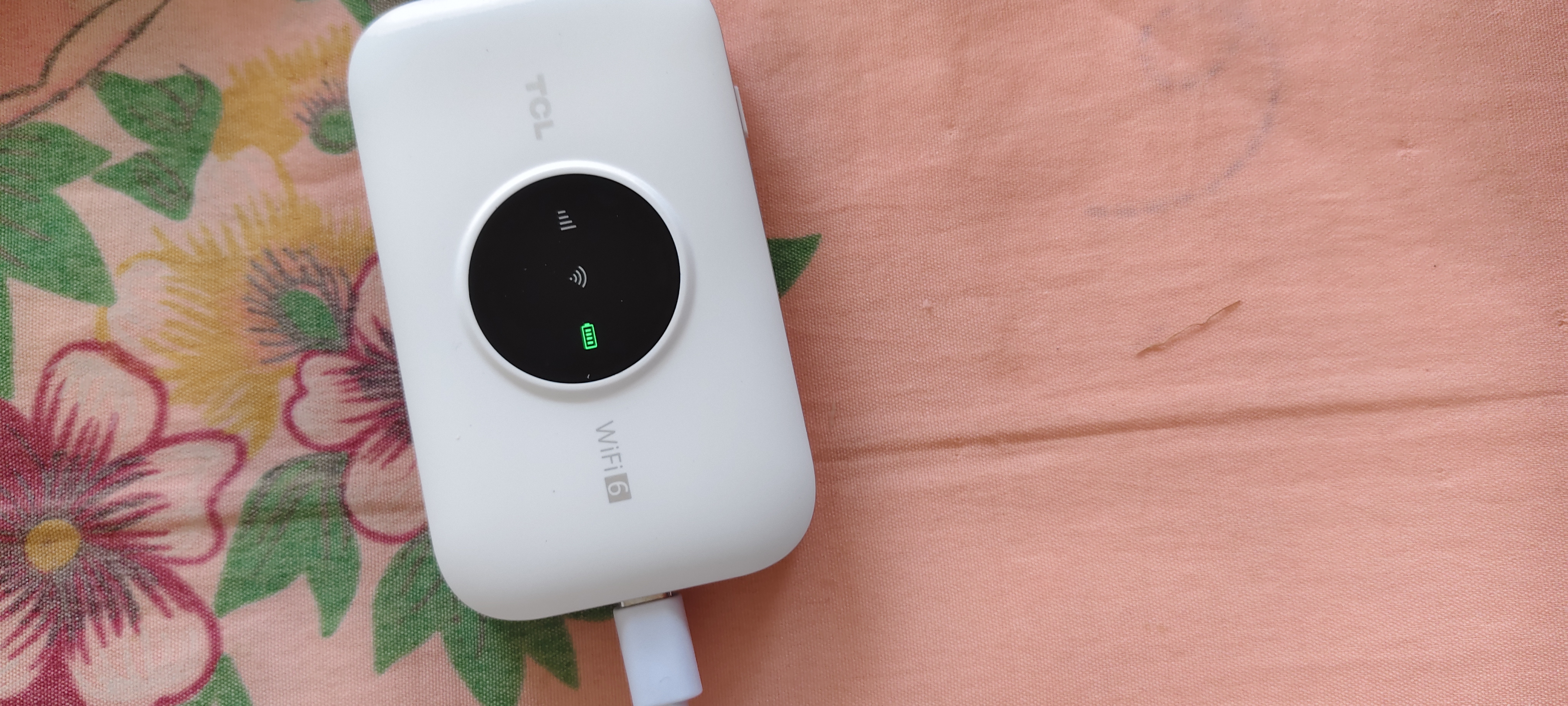 TCL随身wifi2026新款多网全国通用免插卡无线网wifi6车载4G路由器随身便携热点无限制移动联通5GXY15B 【旗舰顶配版】3000毫安大电池多网任切 不限速不虚标月享1500G流量 实拍图