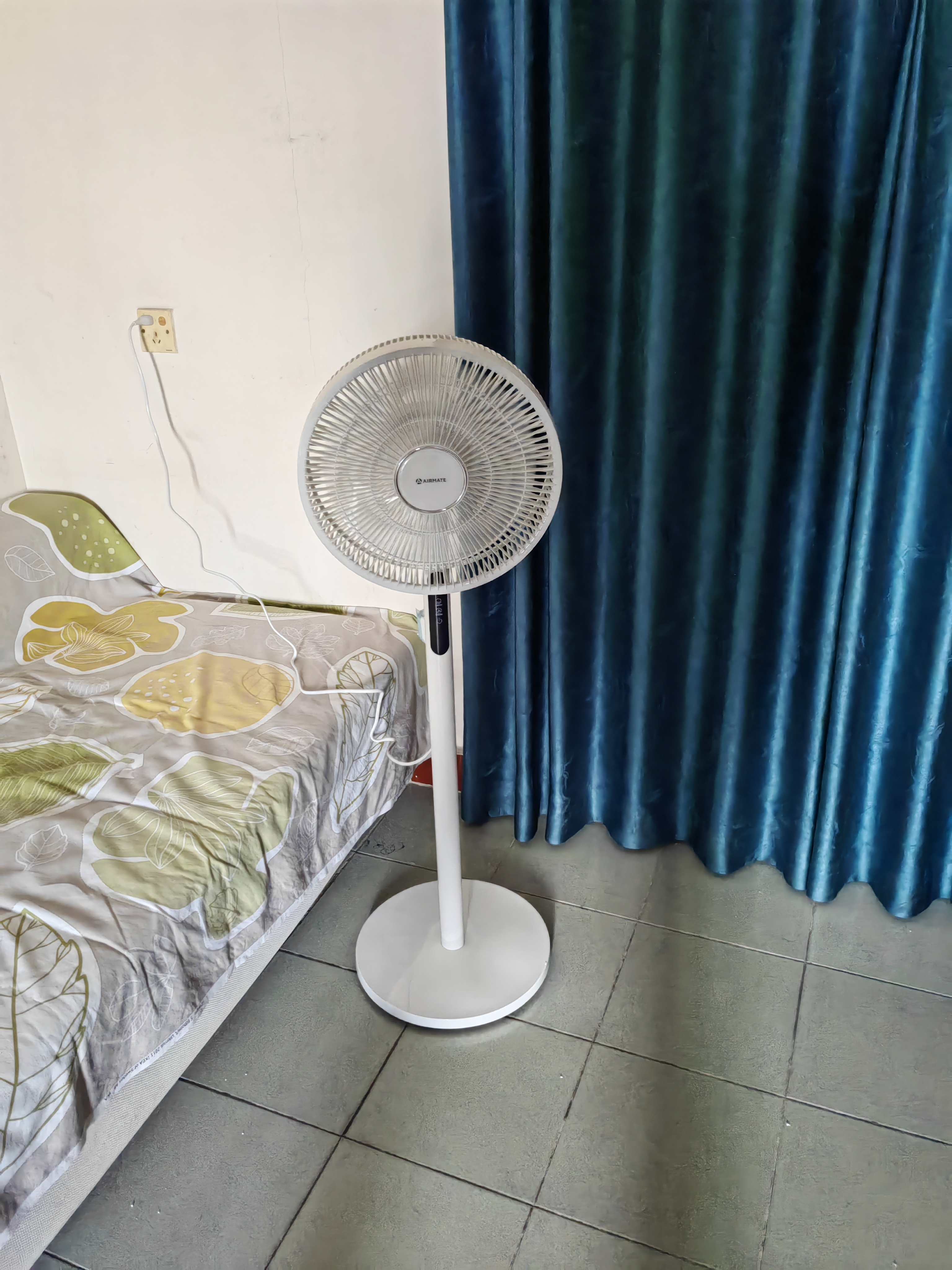 艾美特（AIRMATE）【轻语系列】电风扇安静卧室一级能效落地扇轻音家用直流变频大风力台立式节能遥控全屋驱蚊循环扇 实拍图