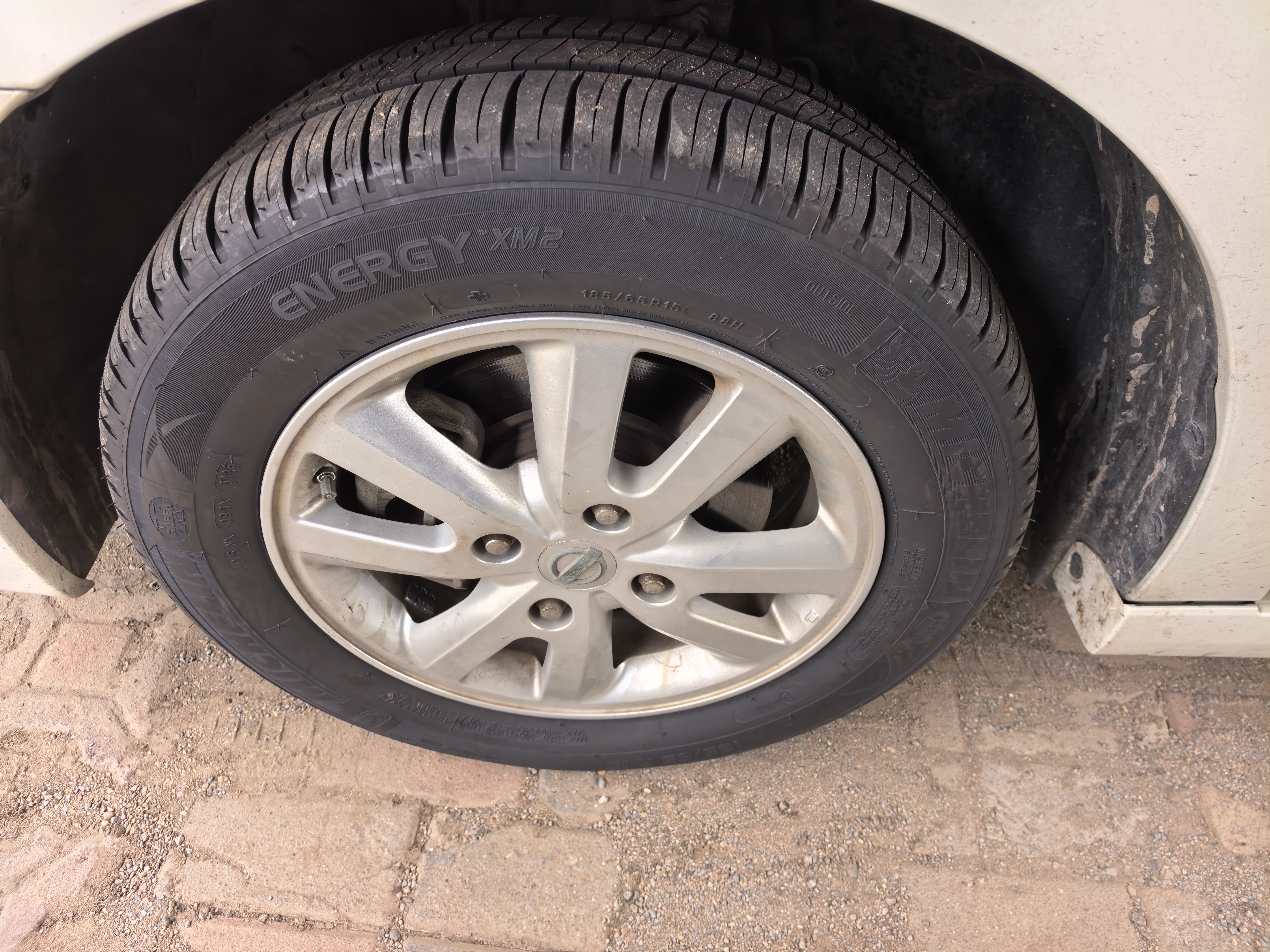 米其林（MICHELIN）汽车轮胎 185/65R15 88H 韧悦 ENERGY XM2 + 适配轩逸/爱丽舍/301 实拍图