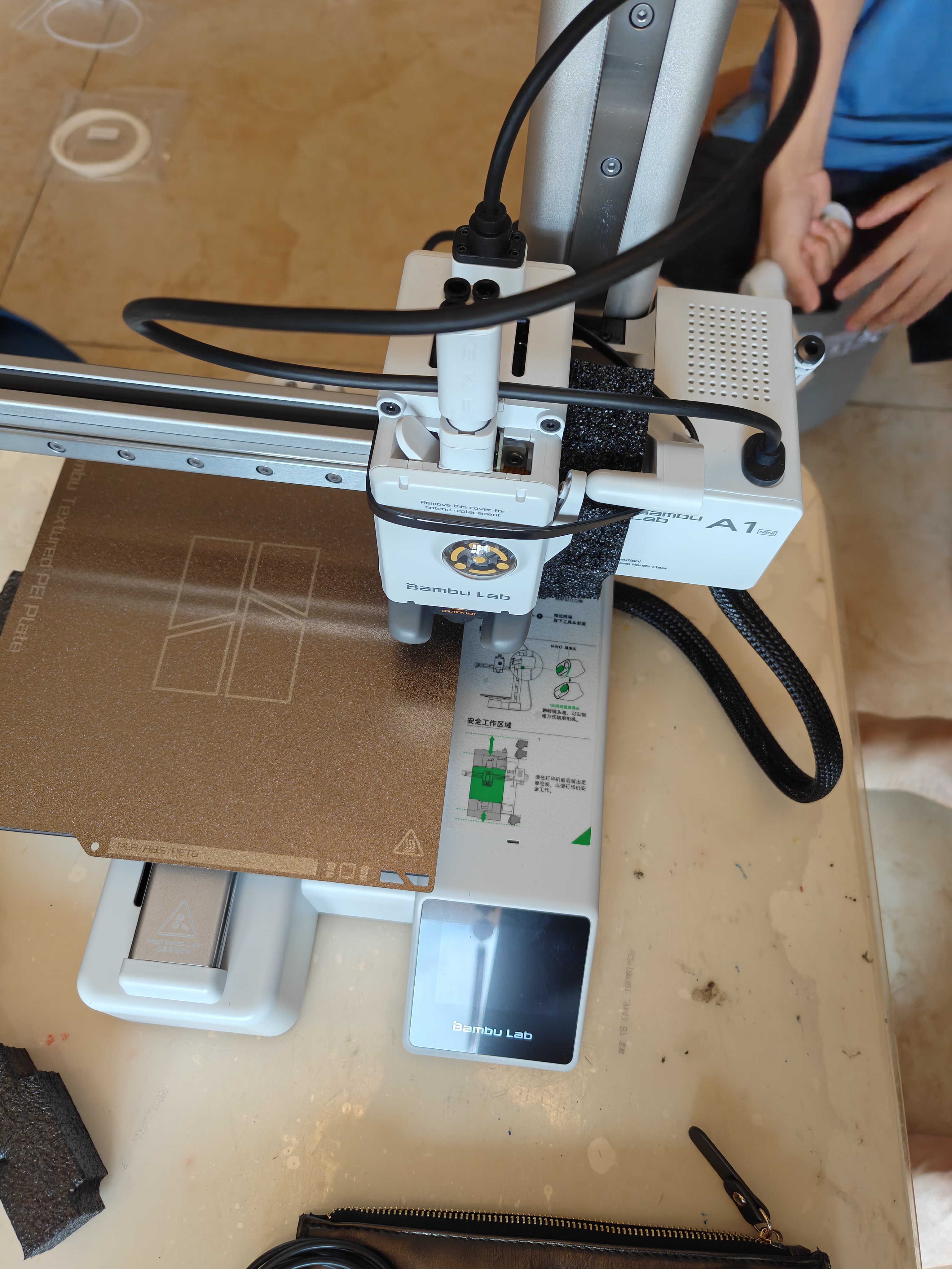 拓竹A1mini 3D打印机学生新手友好 儿童教育 桌面家用FDM 全自动调平多色高速 A1 mini 单机【大陆版】 实拍图