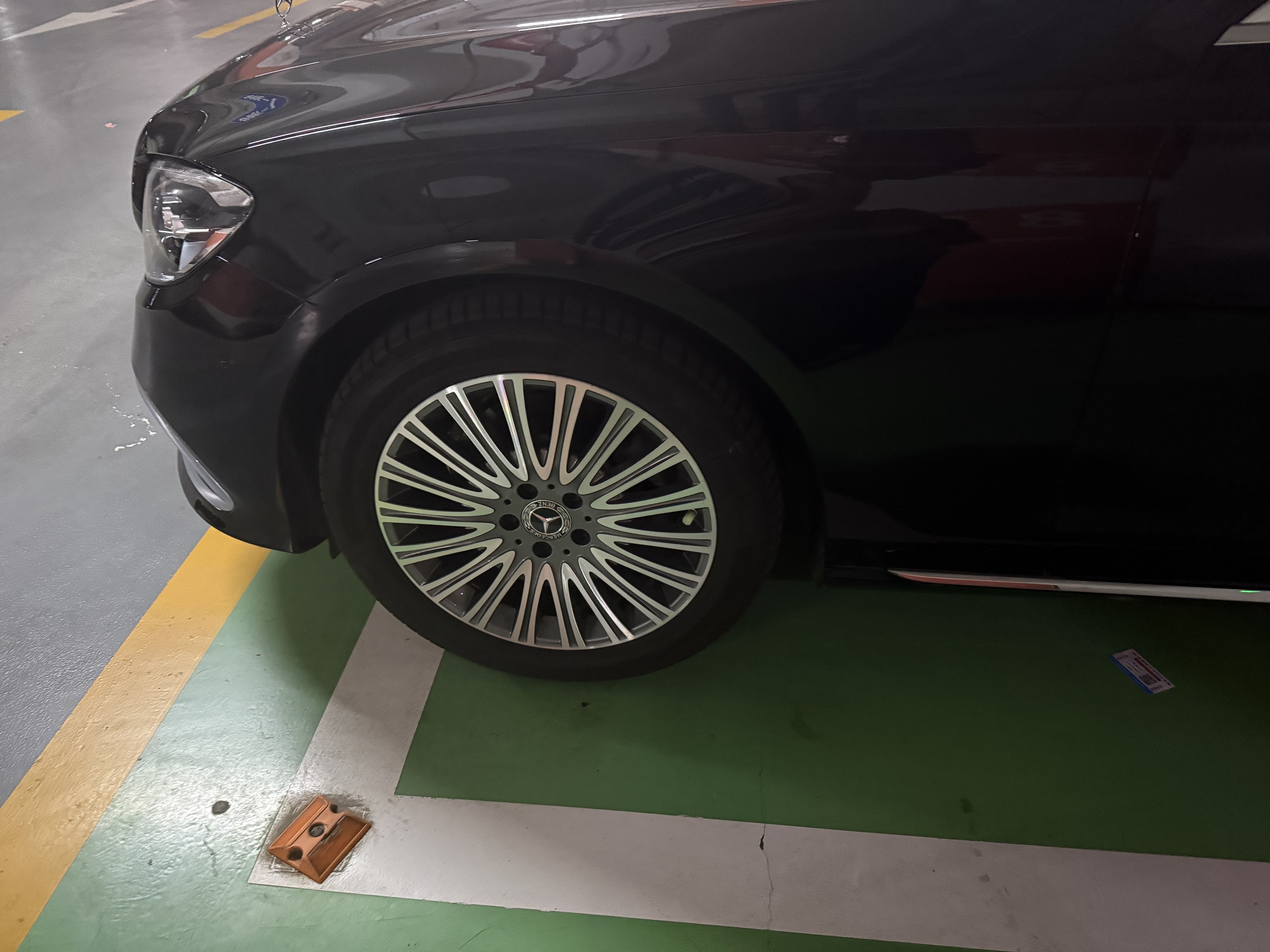 韩泰（Hankook）汽车轮胎 245/45R18 100Y XL K117 MO 原配奔驰E级/CC/辉昂 实拍图