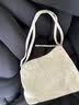 纪诗哲（GIEVSZHE）包包女包轻奢品牌单肩包女士斜挎包2026新款托特包生日礼物送女生 米白色【配精美珍珠&云朵挂饰】 品牌礼盒装 实拍图