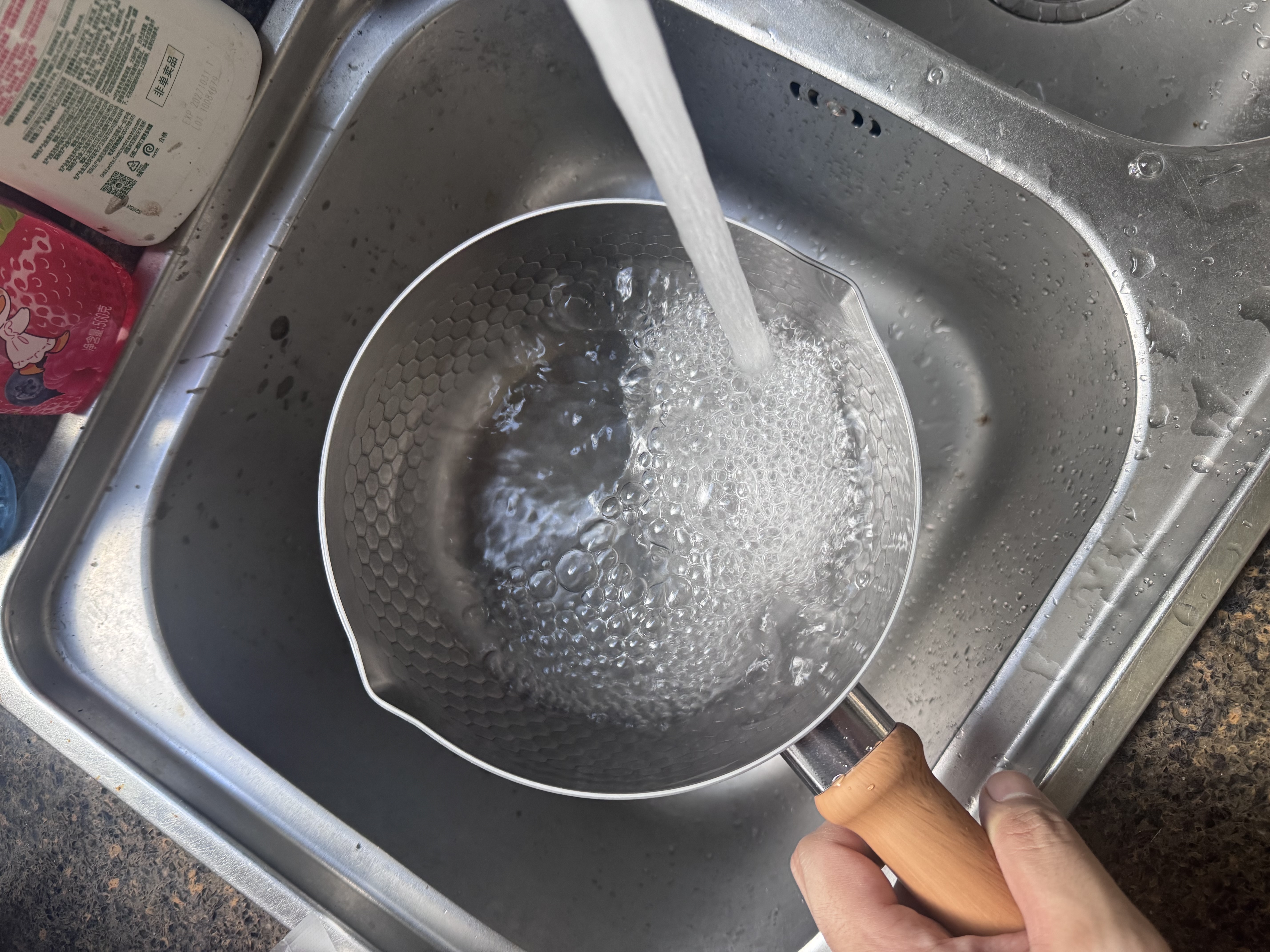 苏泊尔（SUPOR）航天级TA1纯钛雪平锅辅食 一体成型奶锅 燃气灶电磁炉家用小汤锅 【带蒸笼】4倍加厚无涂层纯钛 18cm 航天级TA1纯钛丨4倍加厚一体成型丨无涂层无重金属 实拍图
