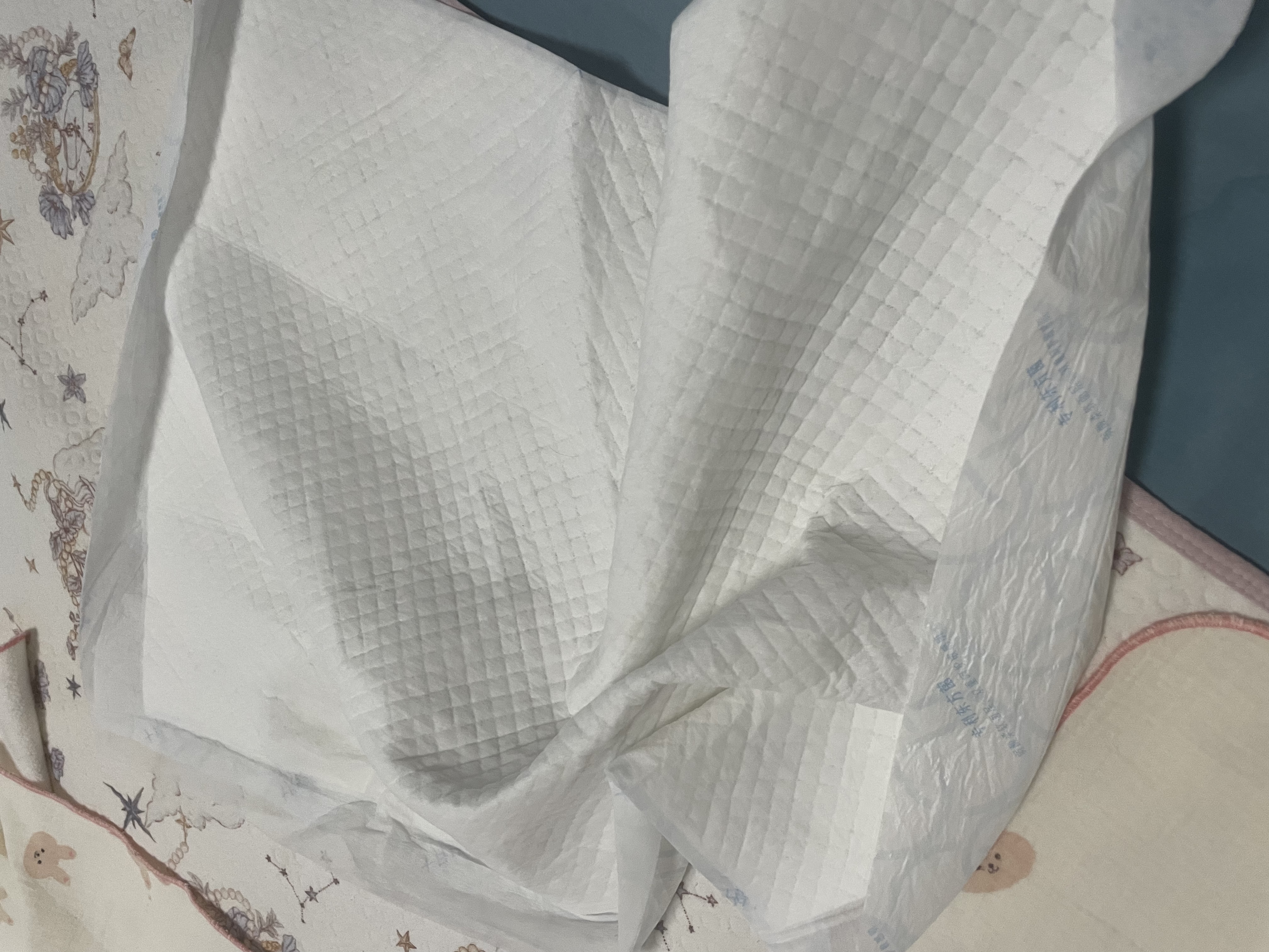十月结晶婴儿隔尿垫宝宝一次性隔尿垫护理垫一次性床单 铂金装L100片【45*60cm】 实拍图