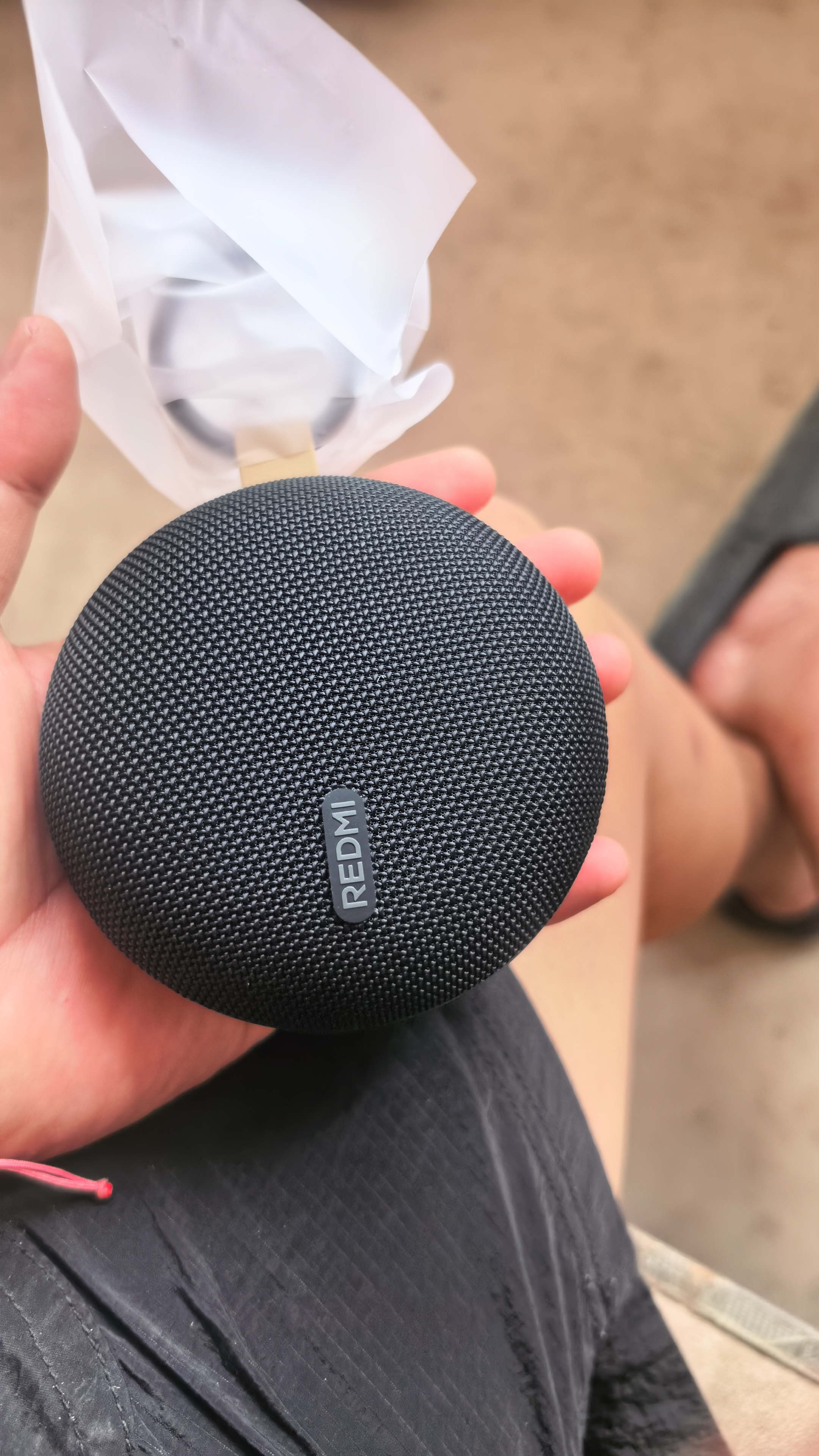 小米（MI）REDMI 蓝牙音箱2 黑色 小米音箱音响 长续航 IP67防尘防水 户外便携插卡 音响低音炮  礼物 家用 实拍图